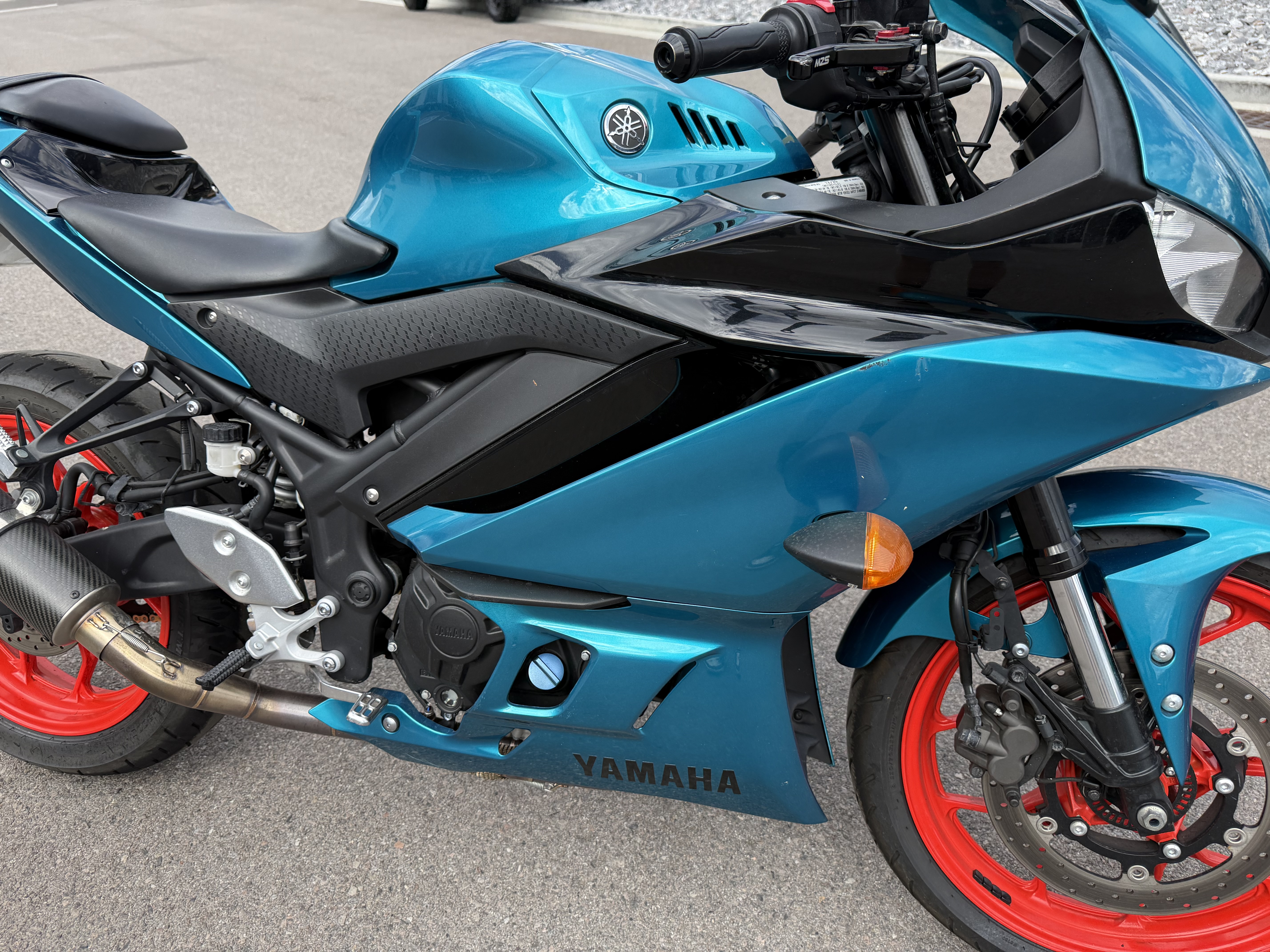 2021 Yamaha YZF-R3 ABS MOTORCYCLE