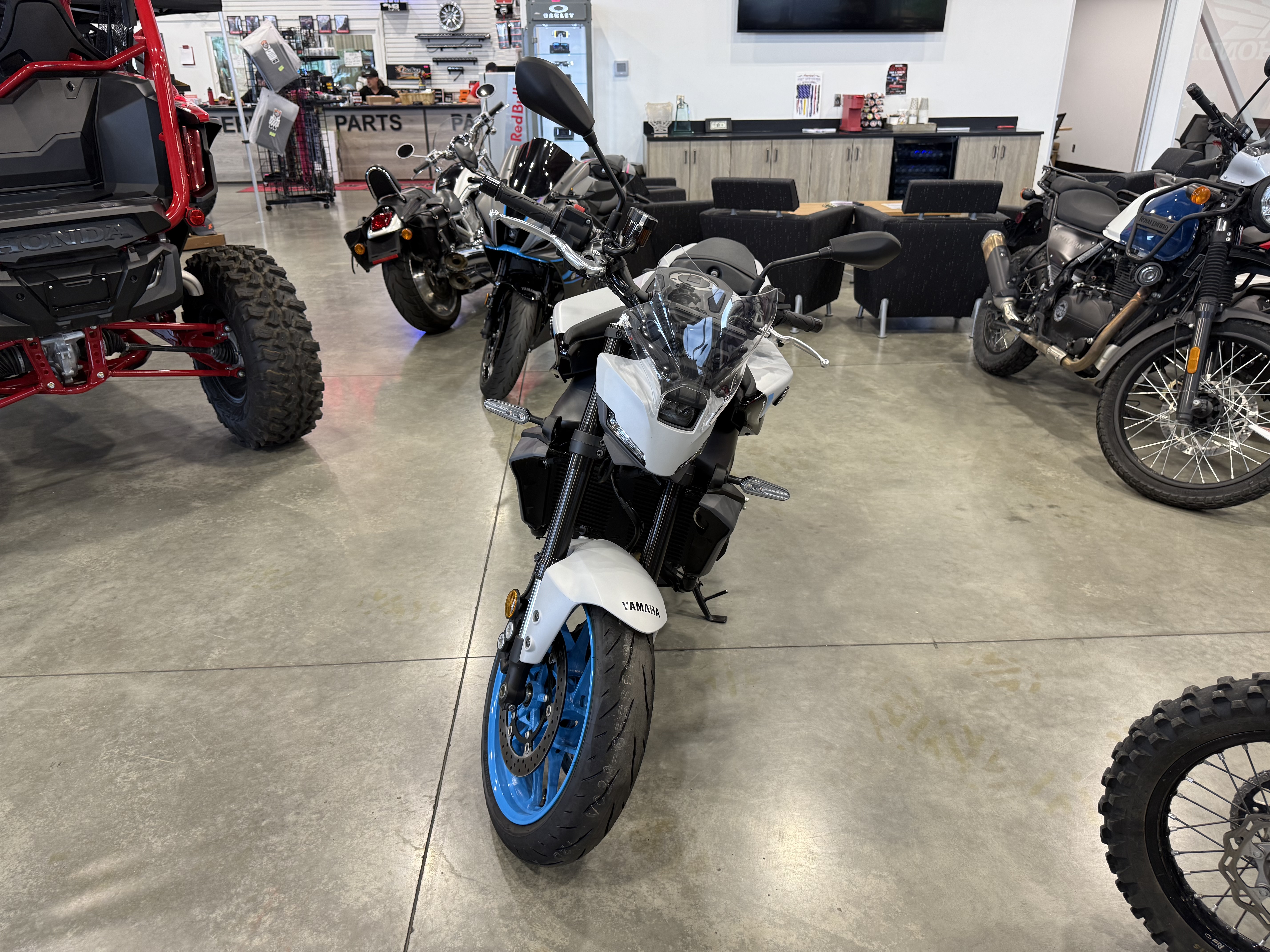 2025 Yamaha MT-09 MOTORCYCLE