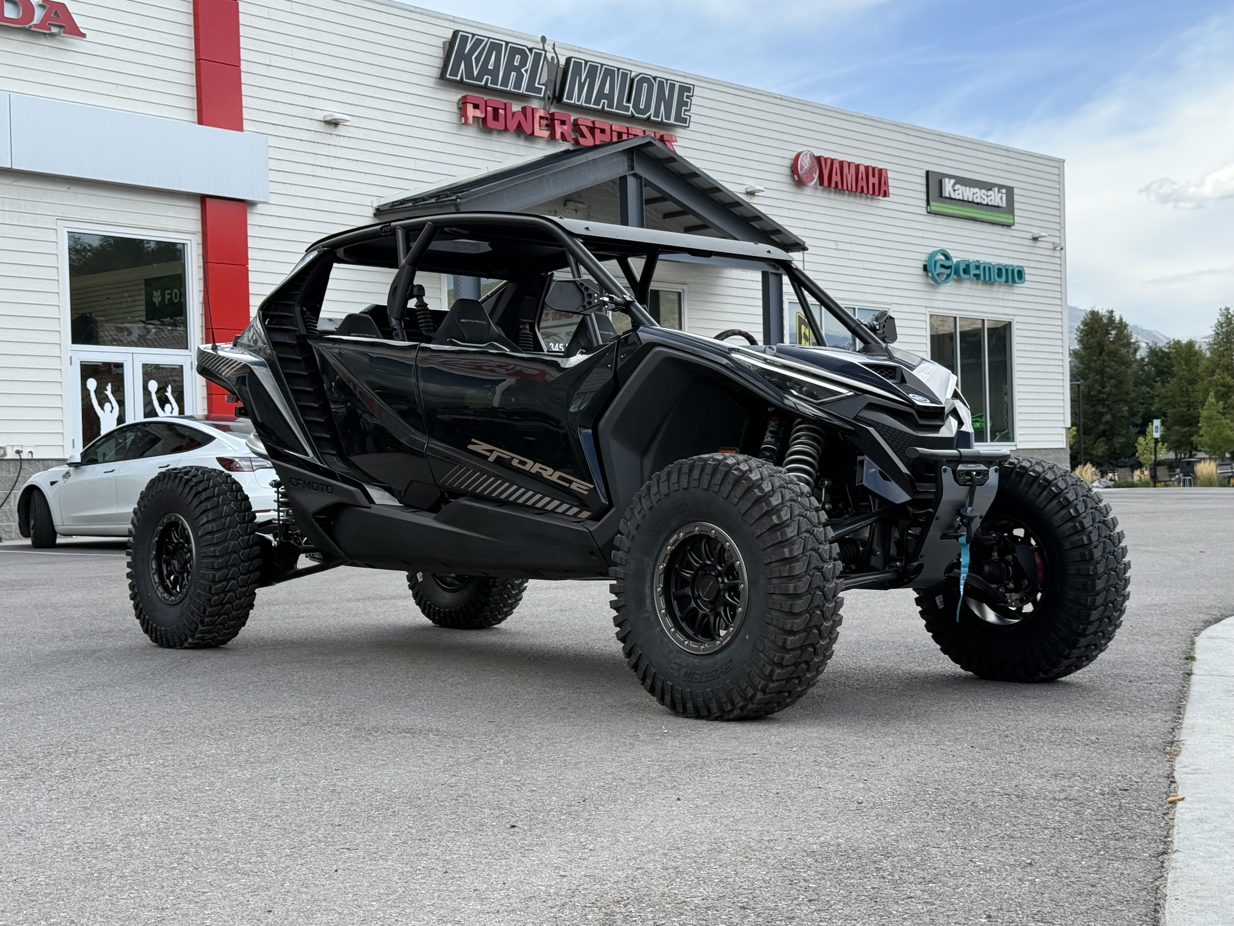 2027 CFMOTO ZFORCE Z10-4 UTV