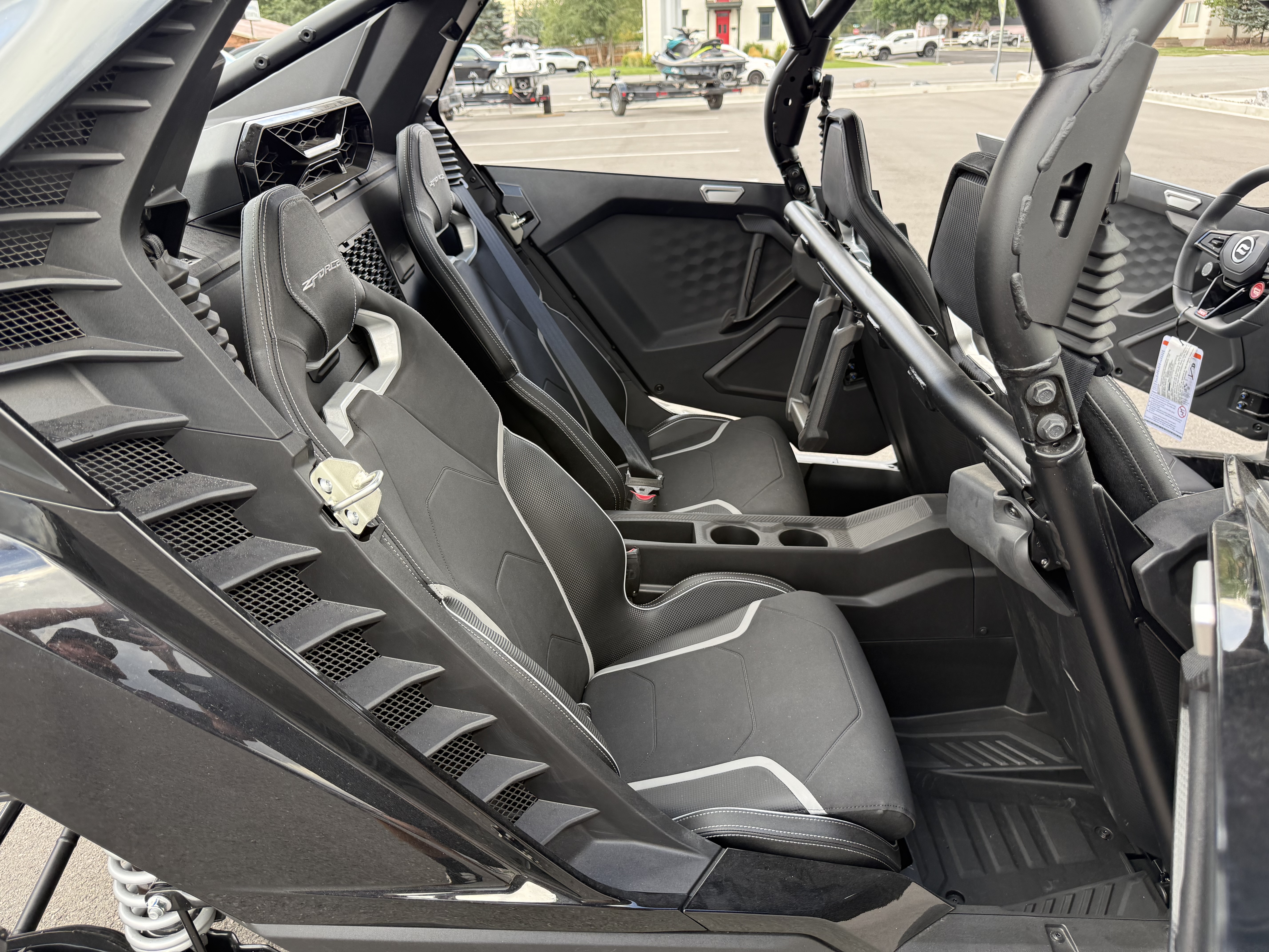 2027 CFMOTO ZFORCE Z10-4 UTV