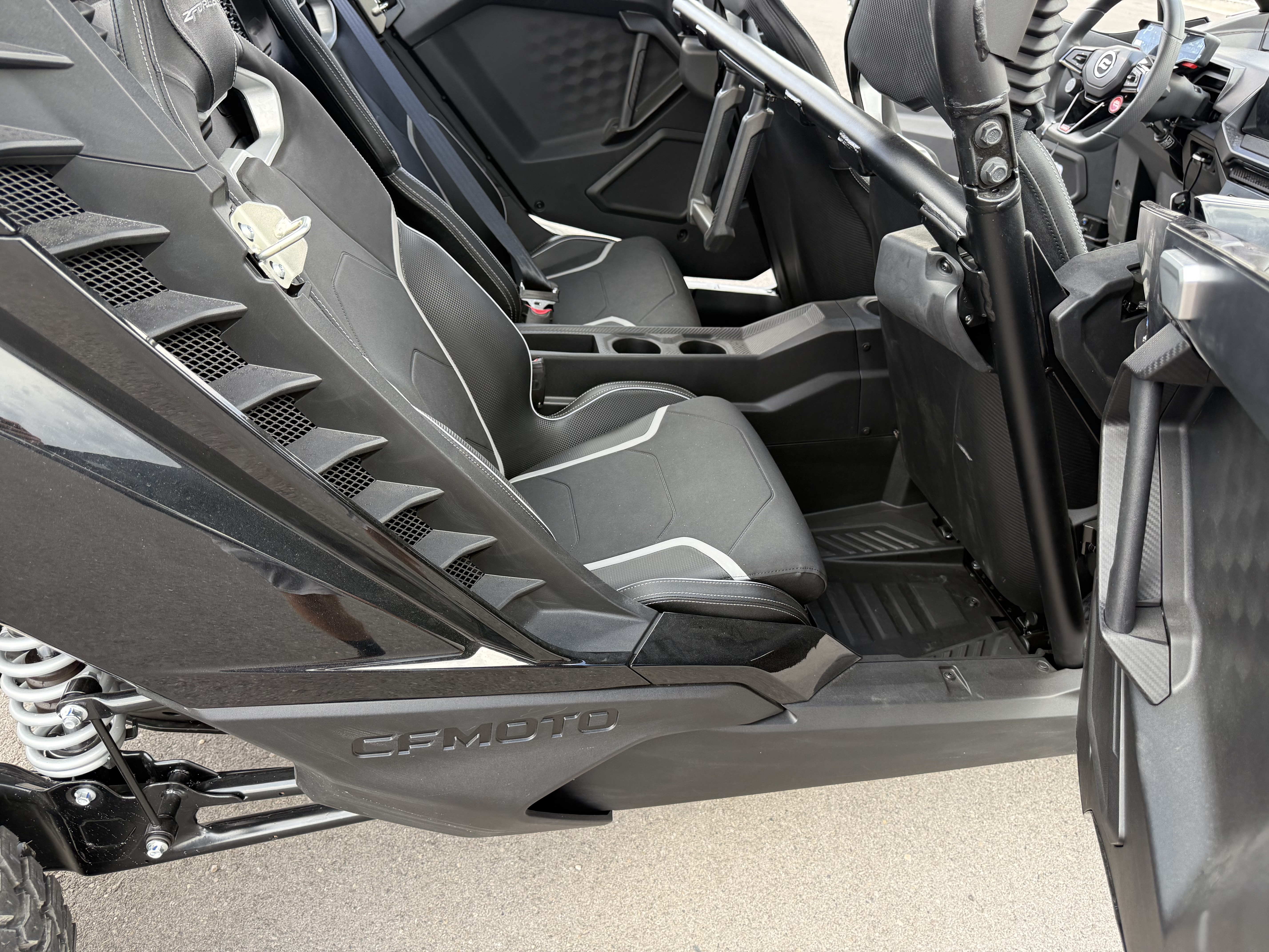 2027 CFMOTO ZFORCE Z10-4 UTV