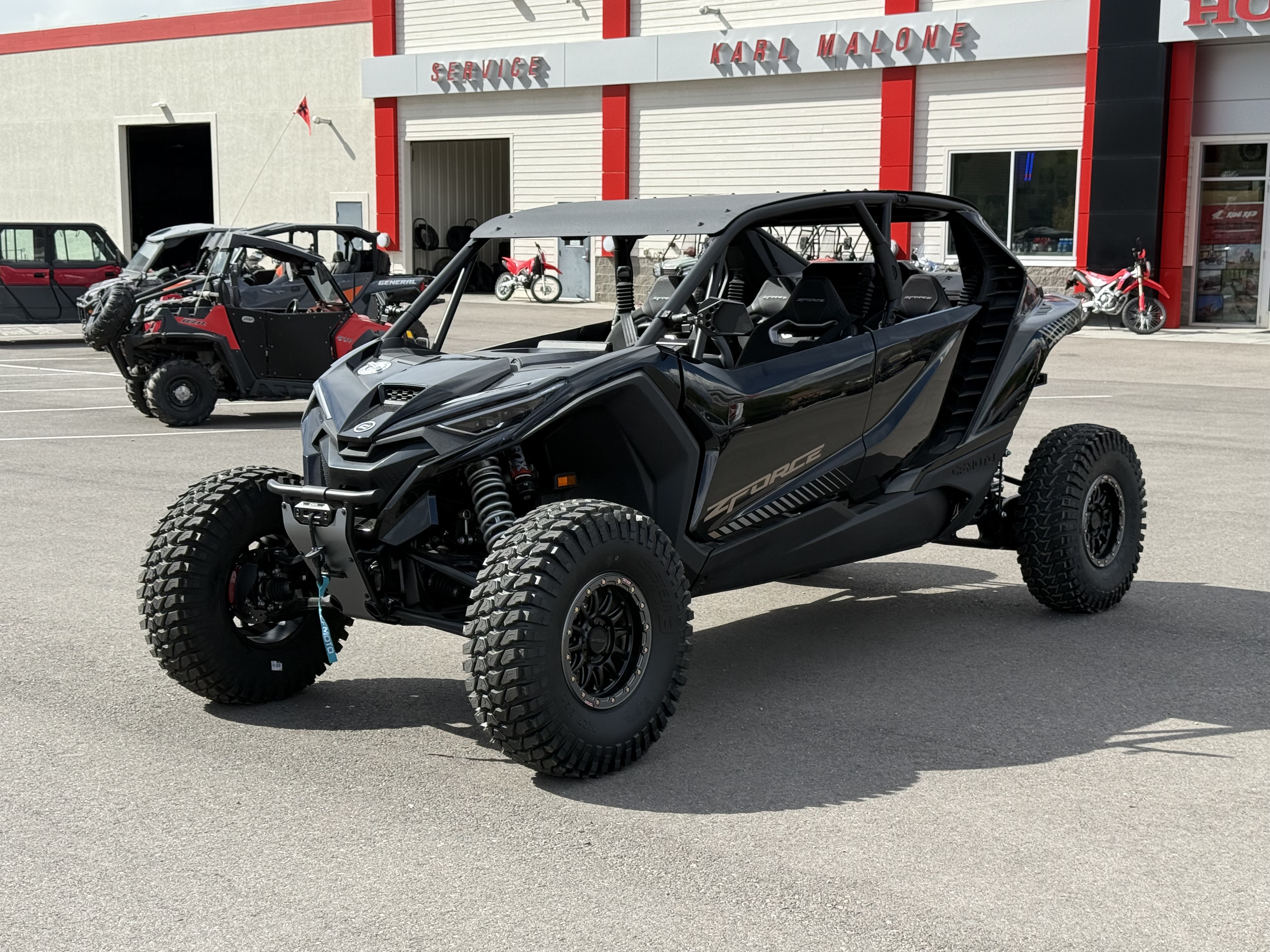 2027 CFMOTO ZFORCE Z10-4 UTV