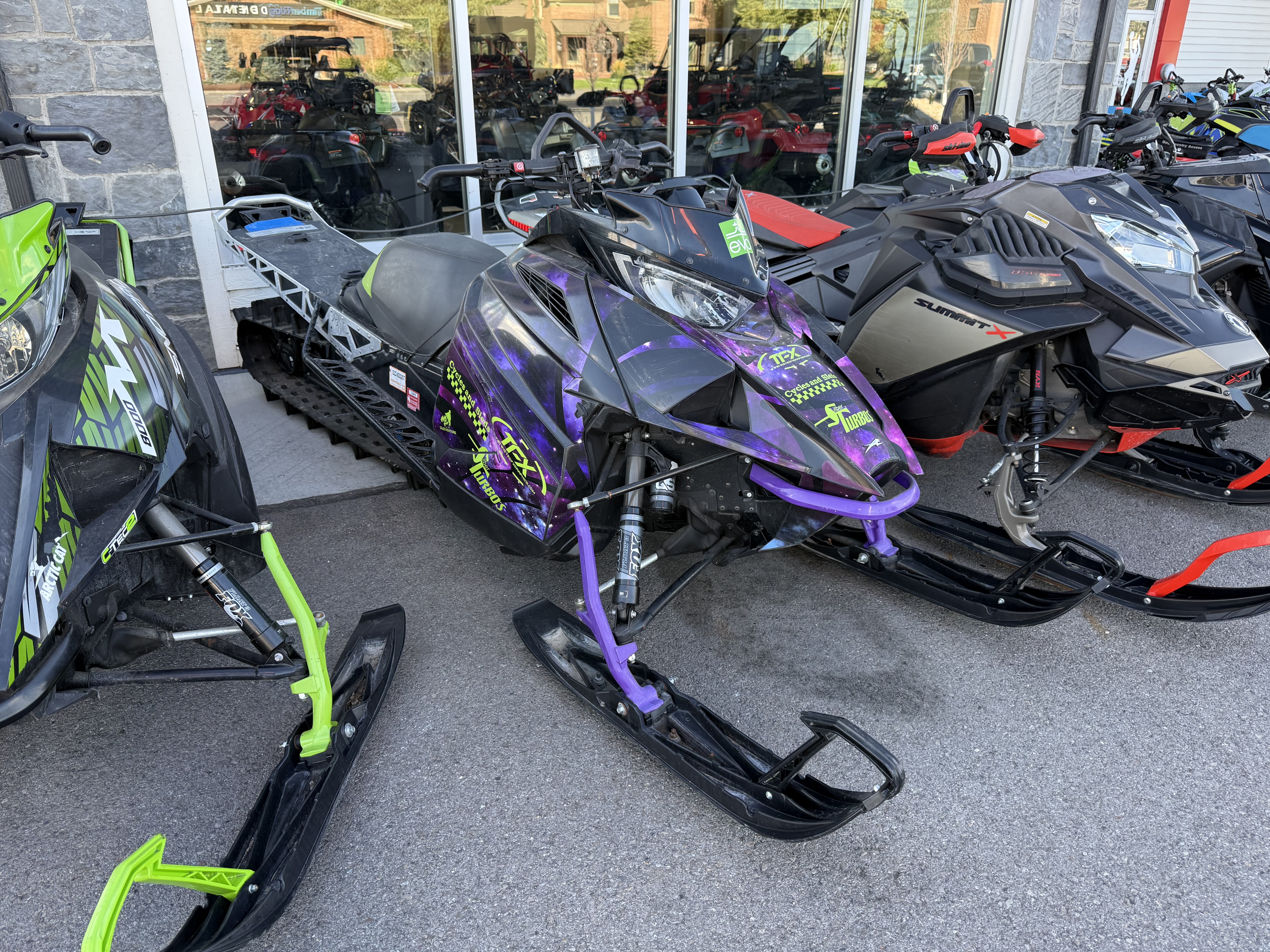2019 ARCTIC CAT M 8000 Mountain Cat Alpha One SNOWMOBILE