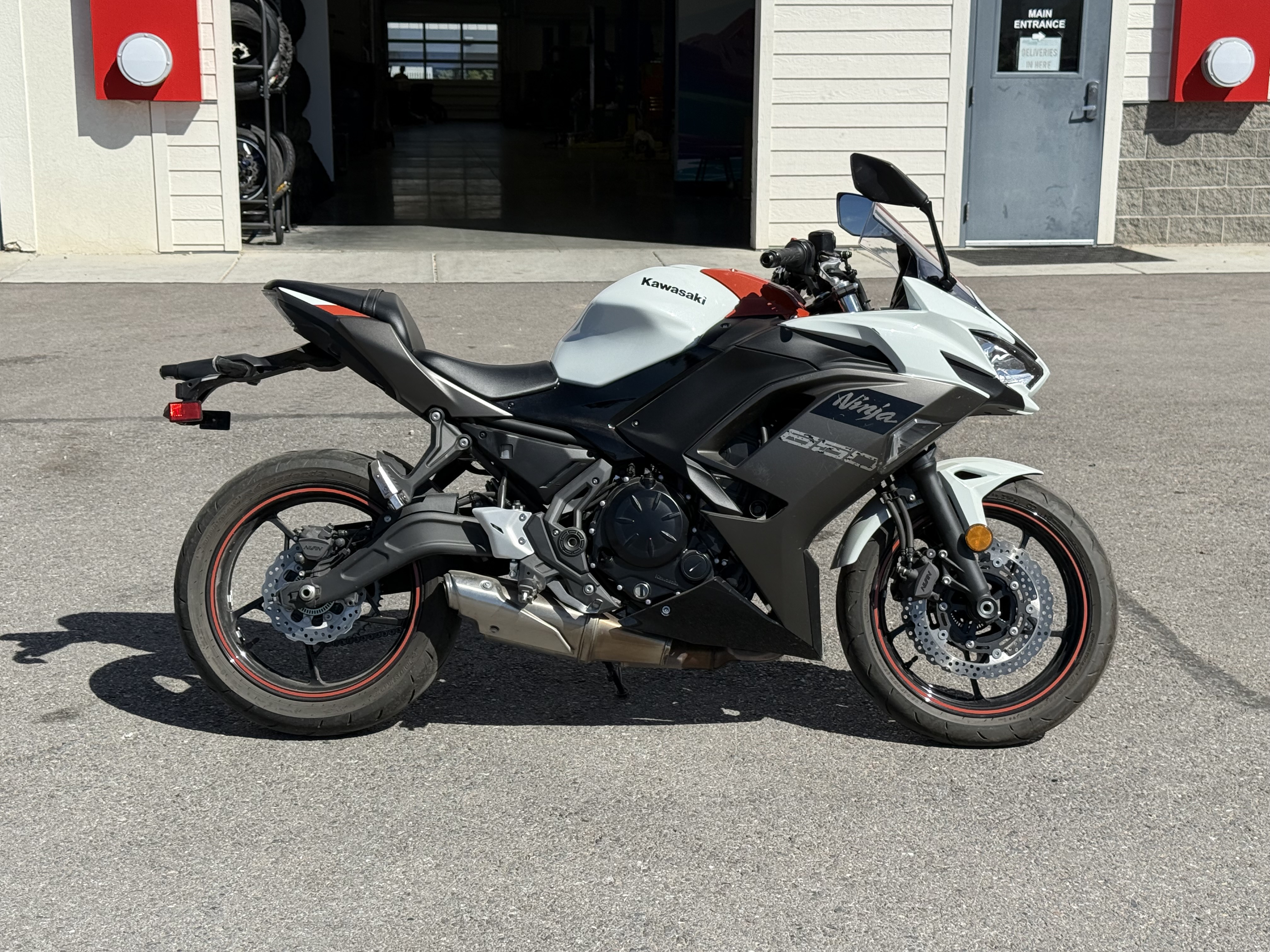 2023 KAWASAKI NINJA 650 MOTORCYCLE
