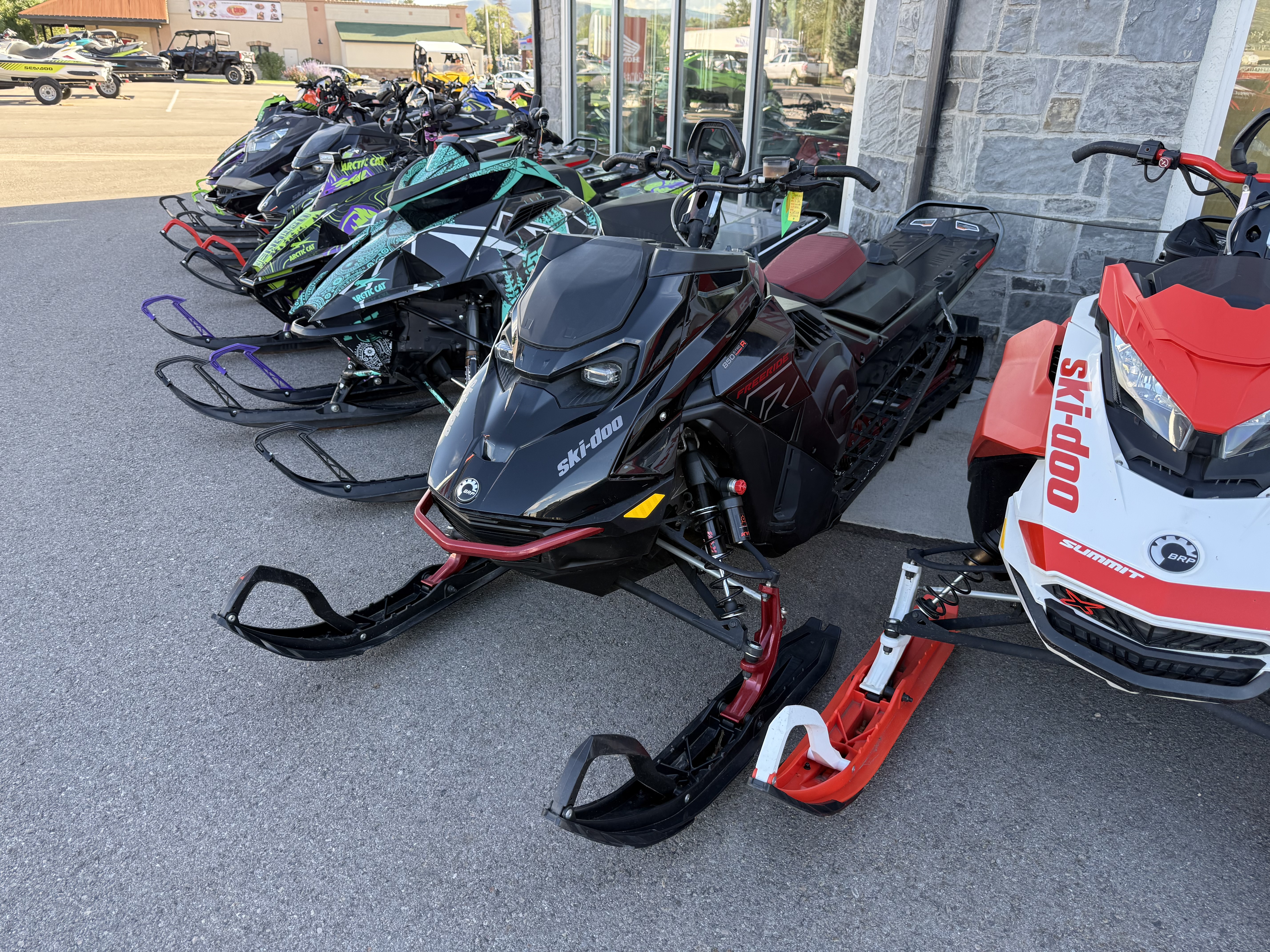 2023 SKI-DOO Freeride 850 E-TEC Turbo R SNOWMOBILE