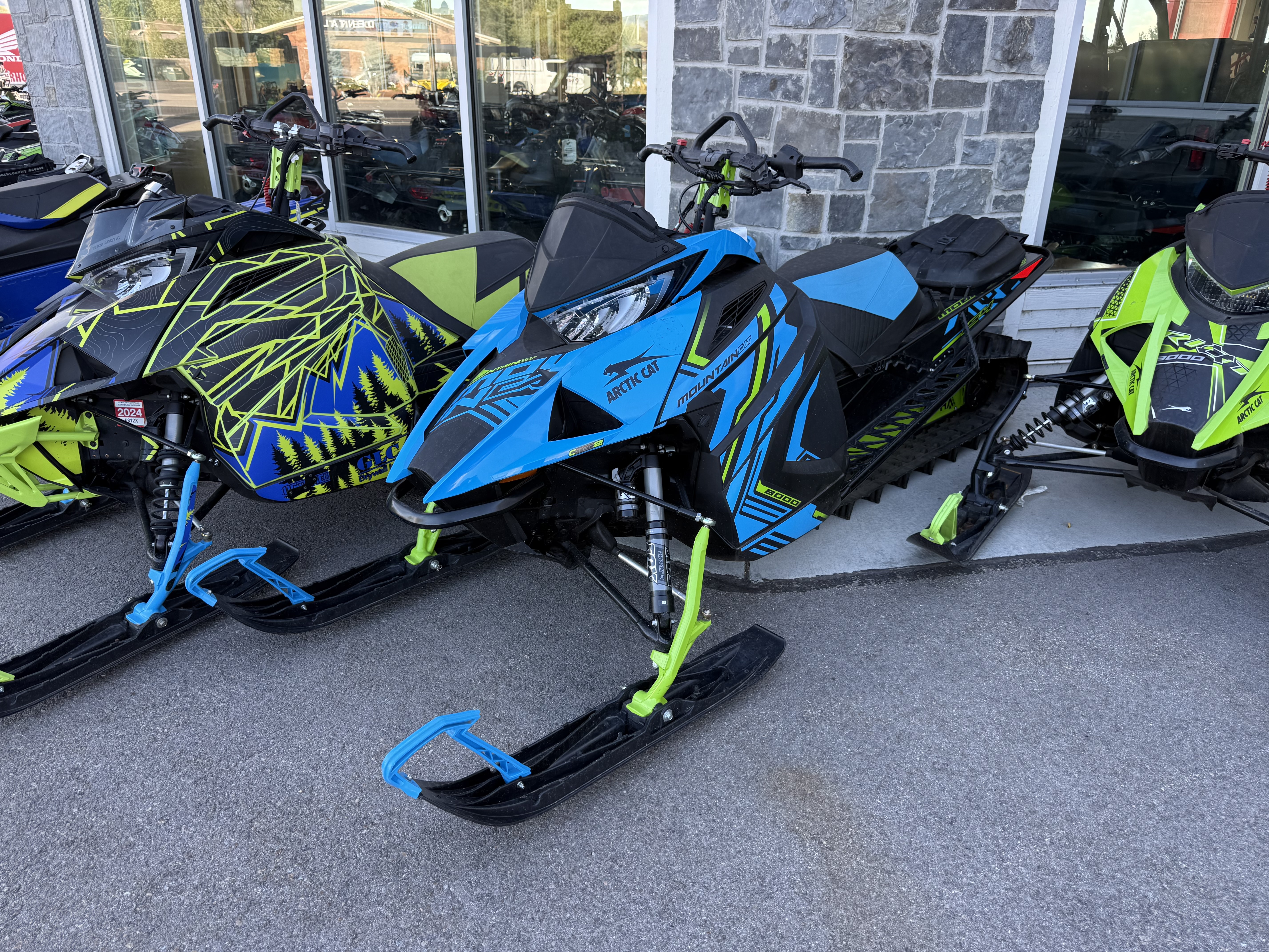 2024 ARCTIC CAT ZR 8000 137 SNOWMOBILE