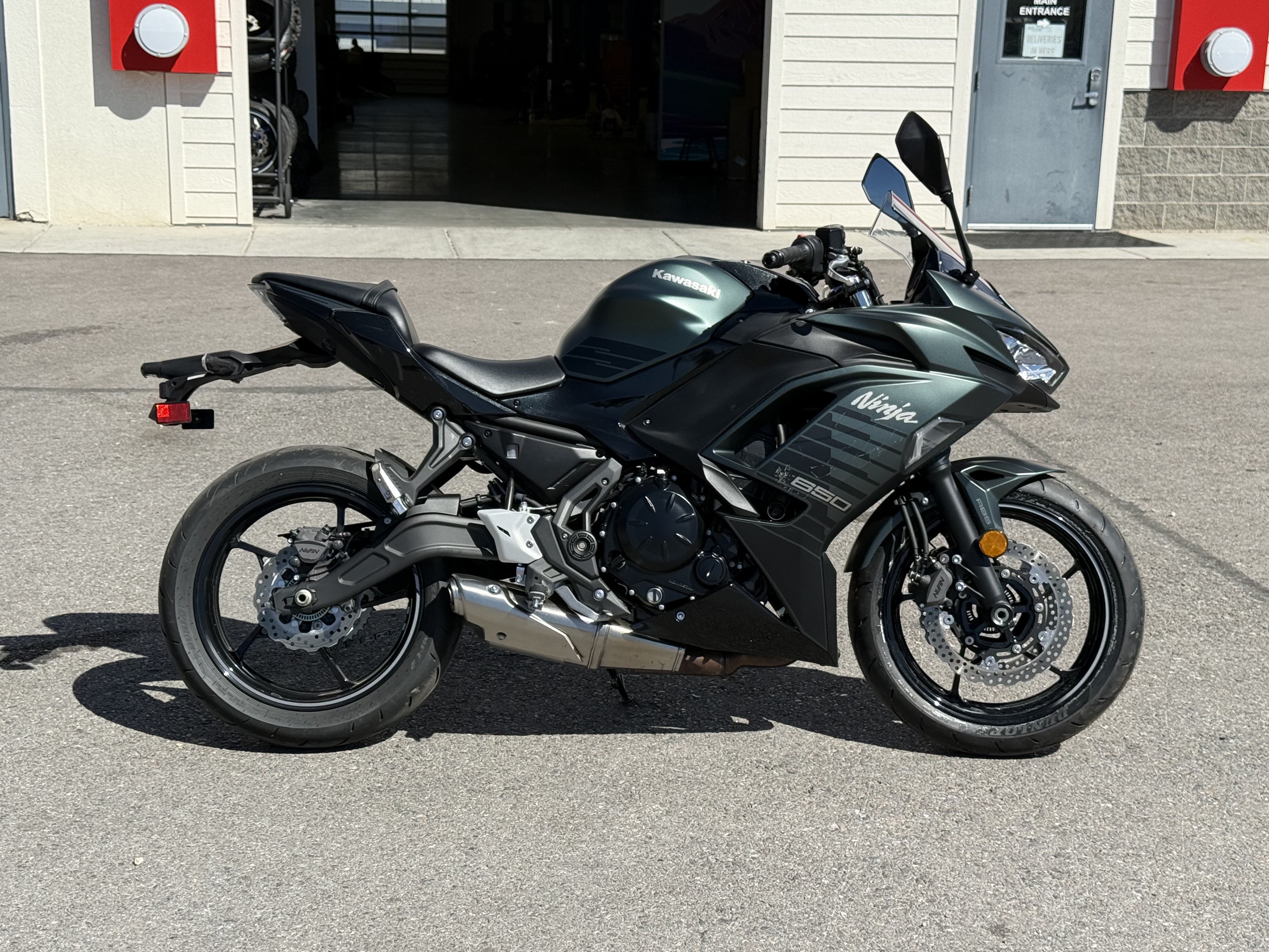 2025 Kawasaki NINJA 650 MOTORCYCLE