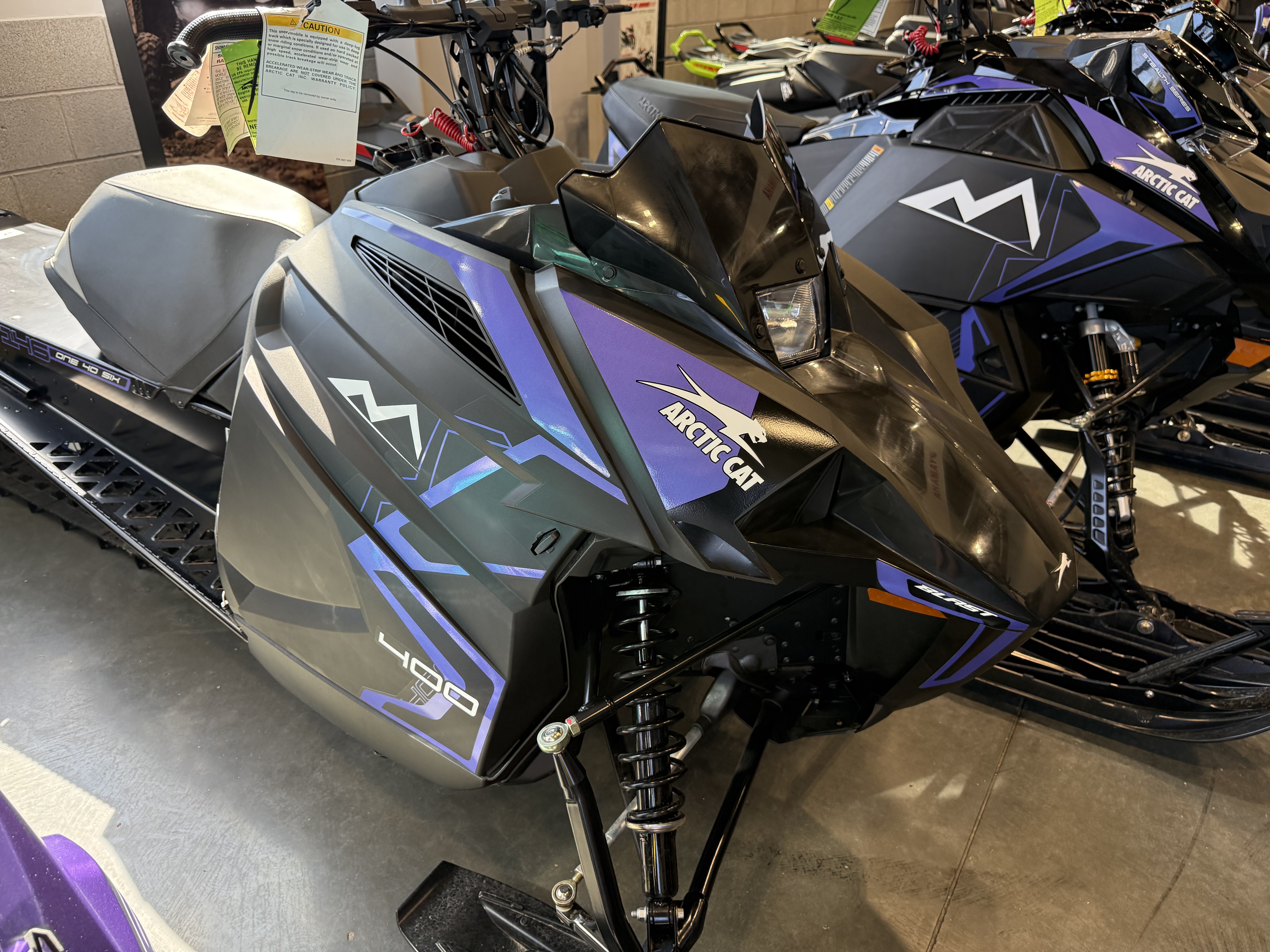 2026 ARCTIC CAT M 400 146 2.0 AMS ES SNOWMOBILE