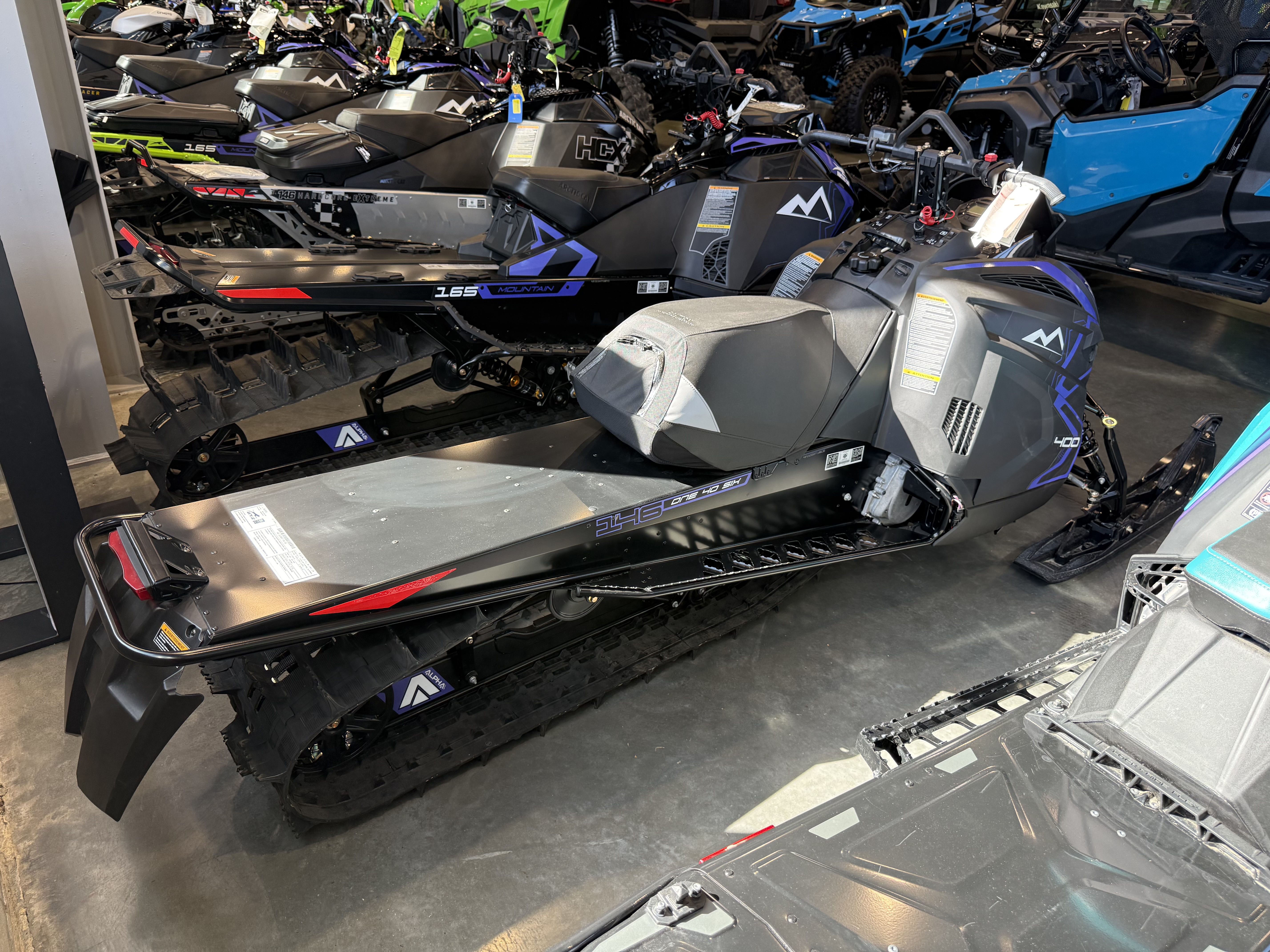 2026 ARCTIC CAT M 400 146 2.0 AMS ES SNOWMOBILE