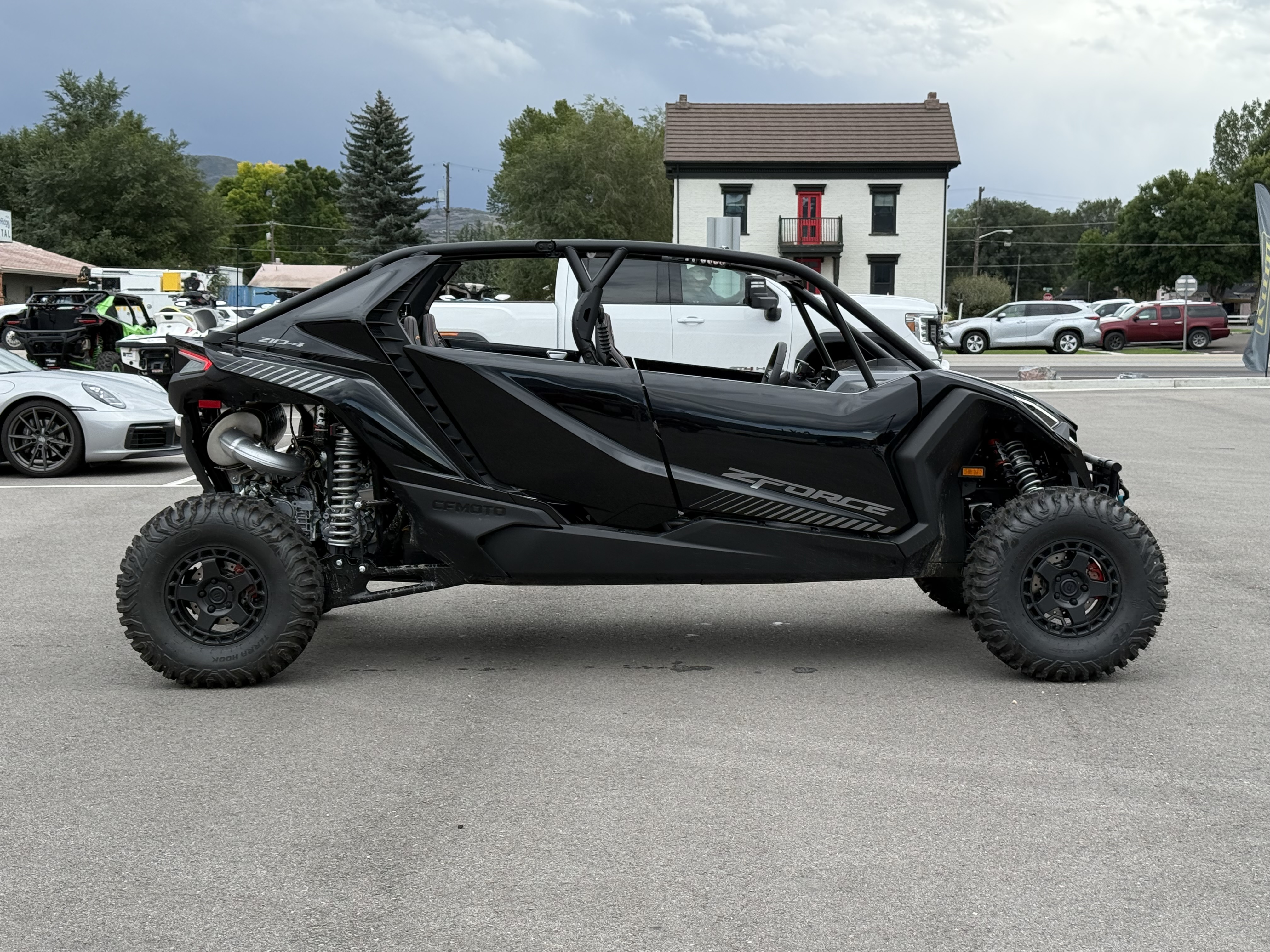 2026 CFMOTO ZFORCE Z10-4 UTV