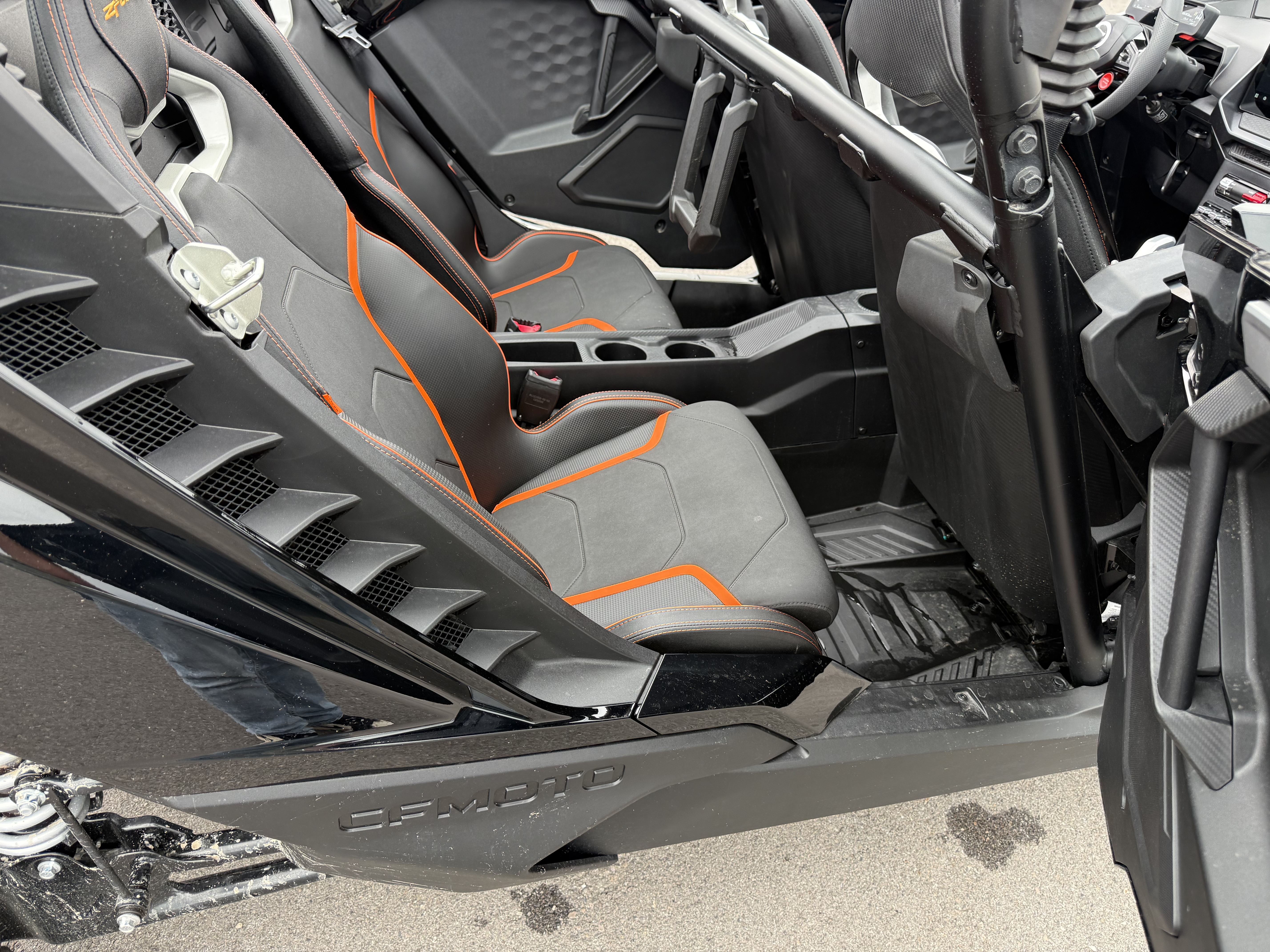 2026 CFMOTO ZFORCE Z10-4 UTV