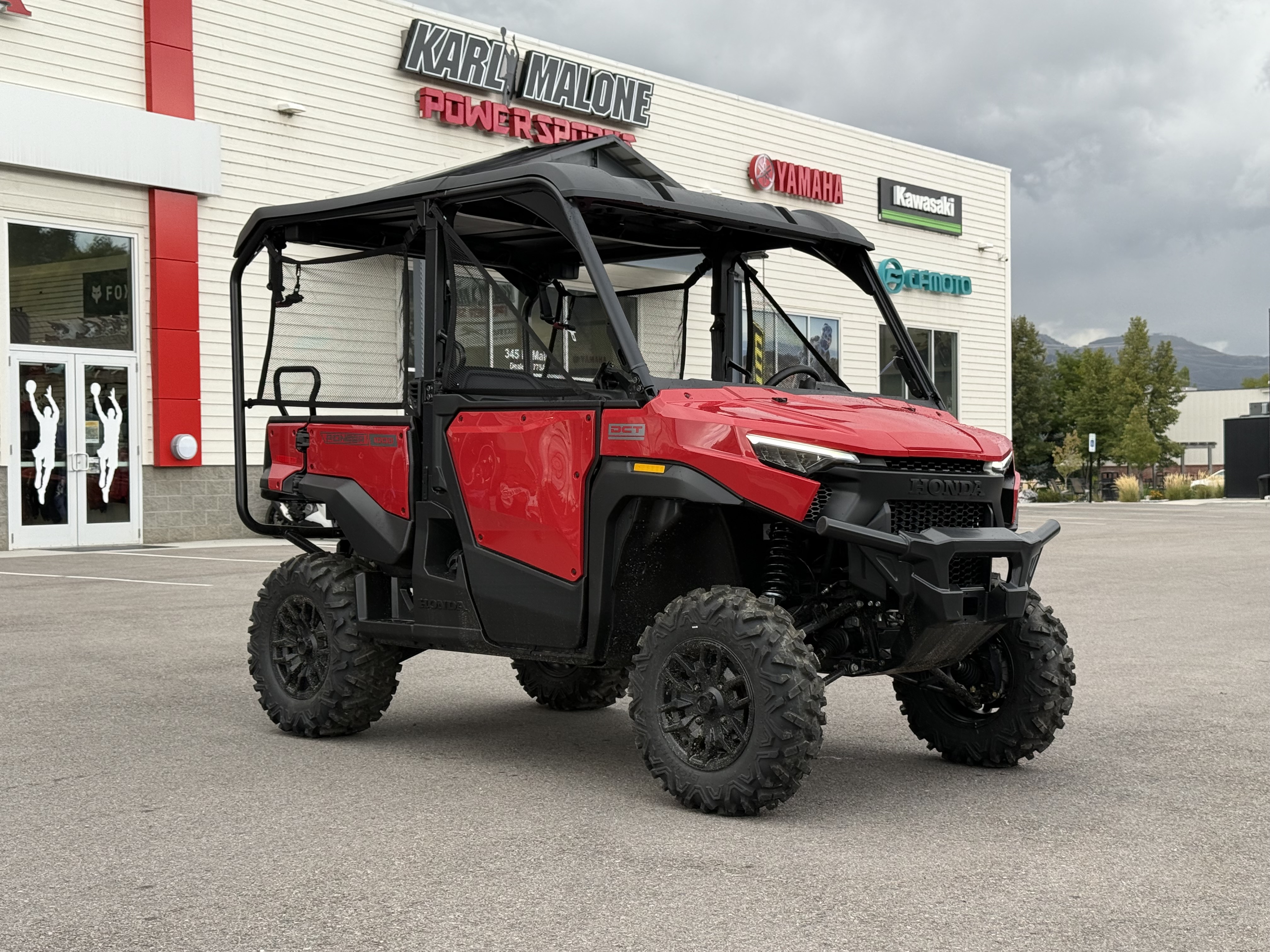 2026 HONDA PIONEER 1000-5 DELUXE UTV