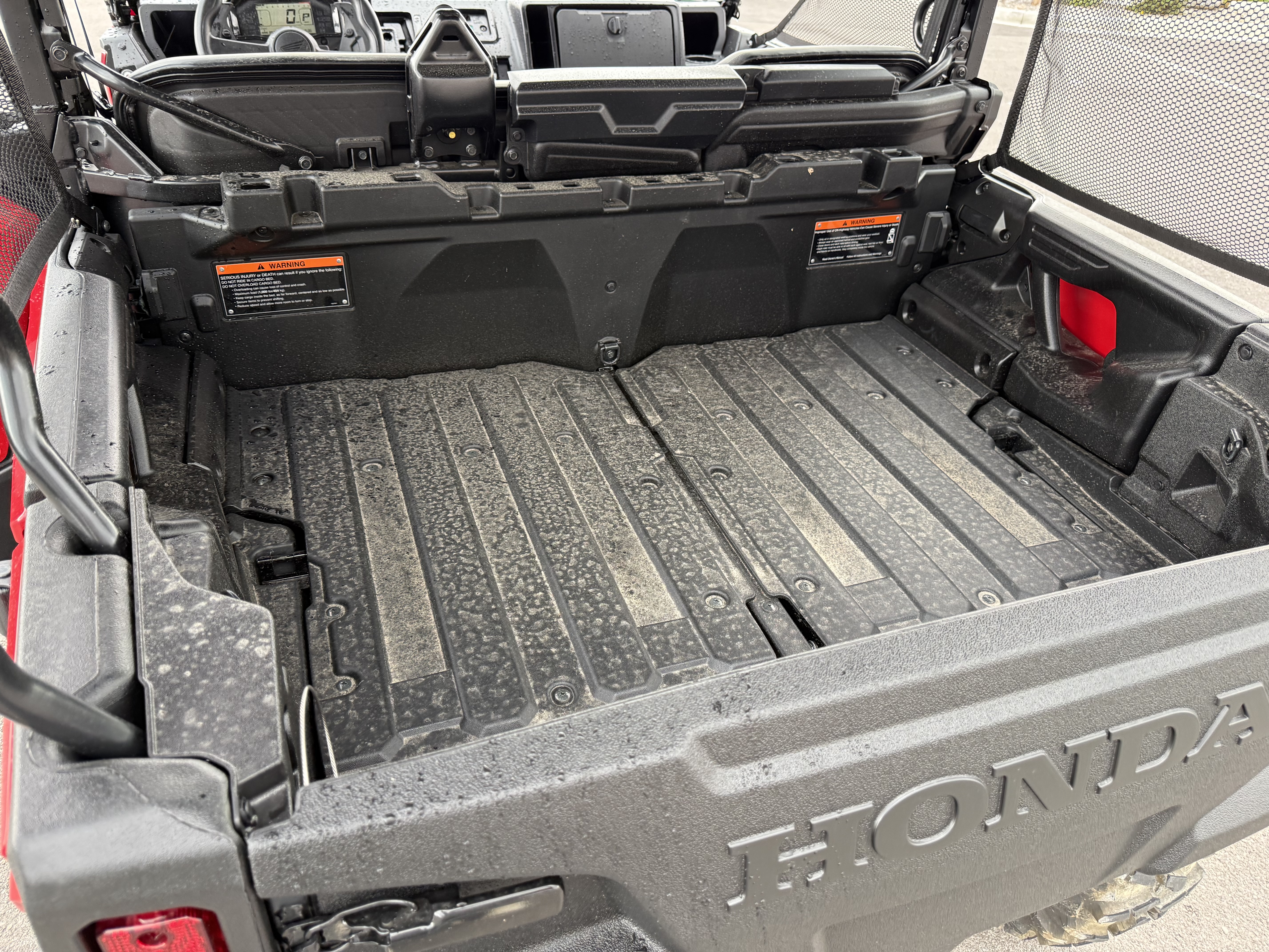 2026 HONDA PIONEER 1000-5 DELUXE UTV