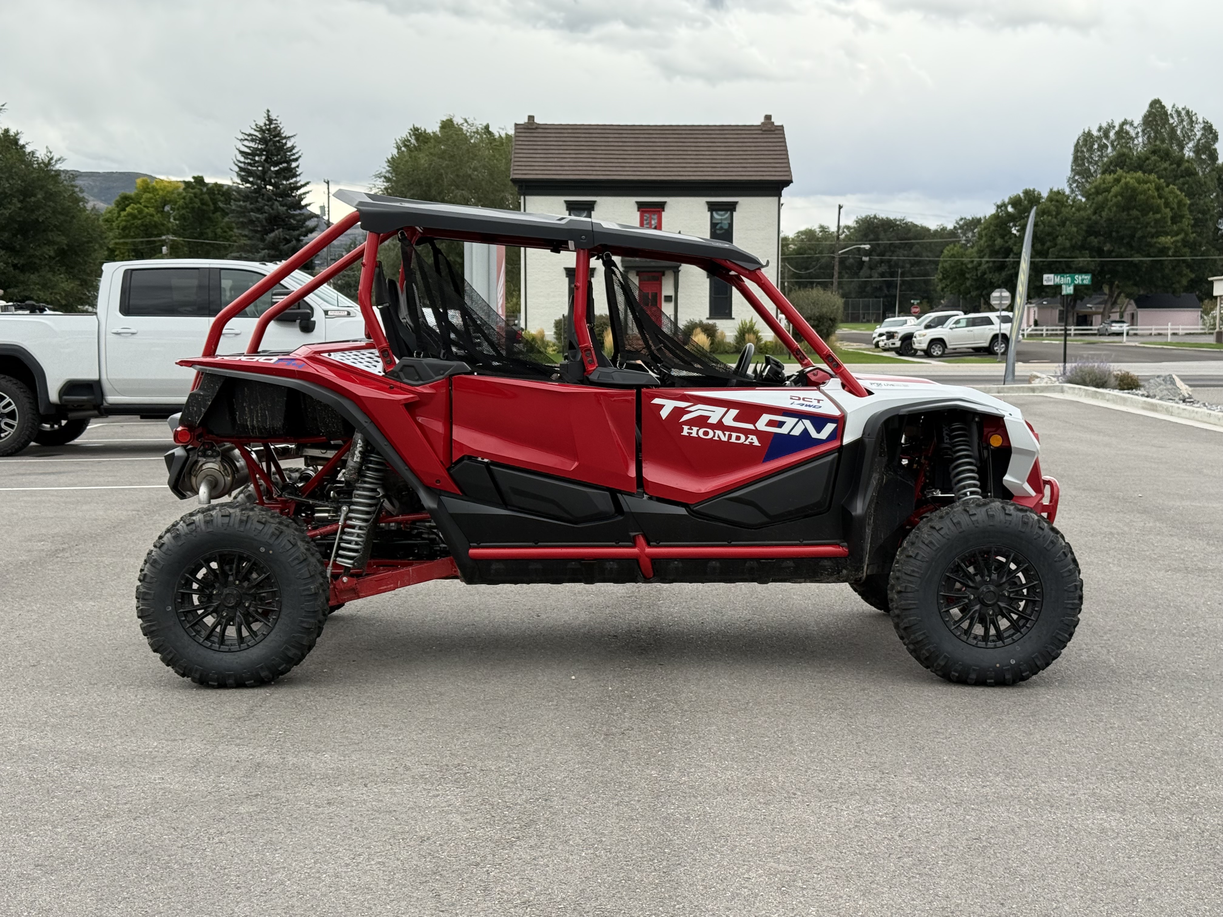 2026 HONDA TALON 1000R-4 FOX LIVE VALVE UTV
