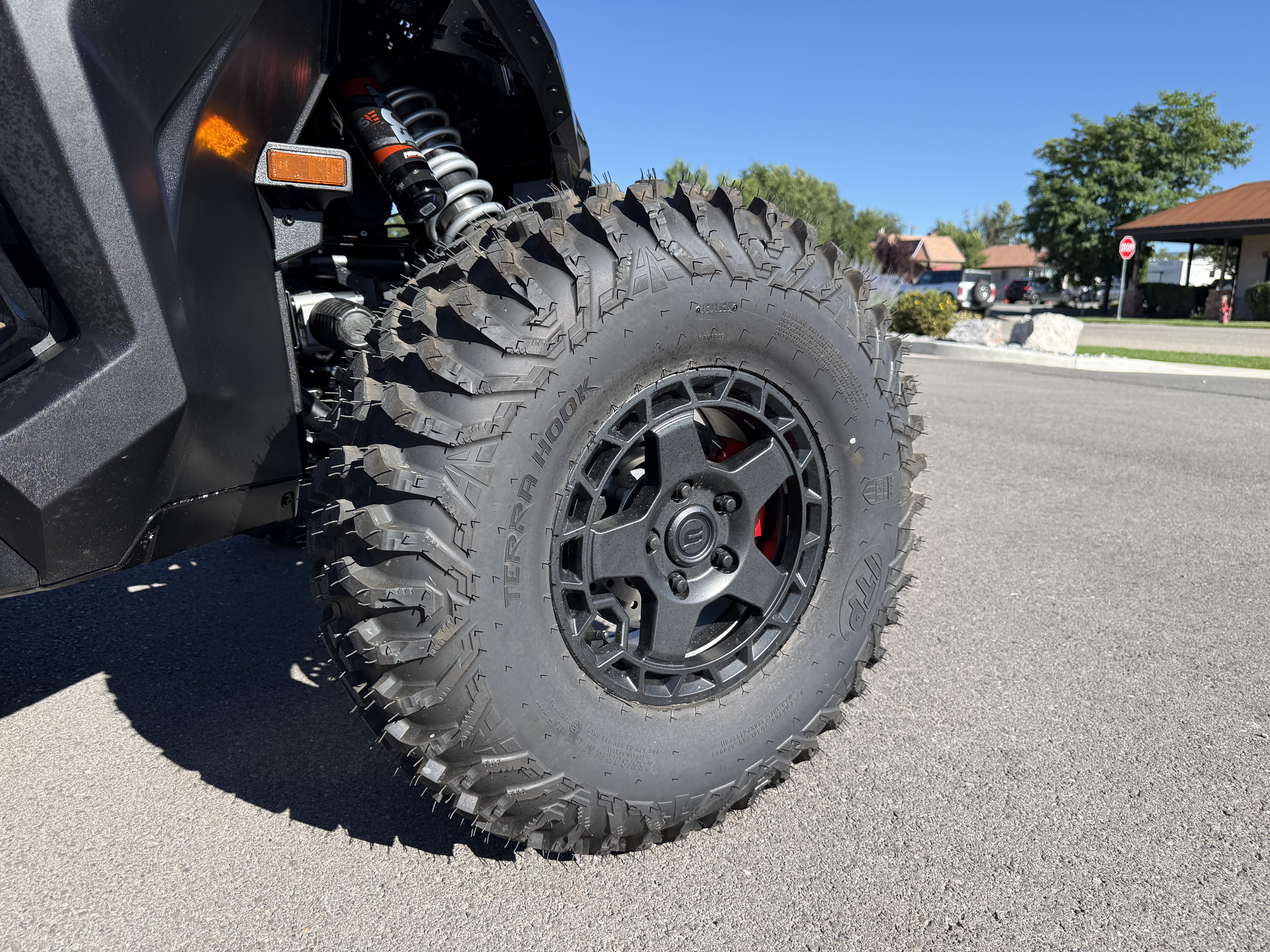 2027 CFMOTO ZFORCE Z10 UTV