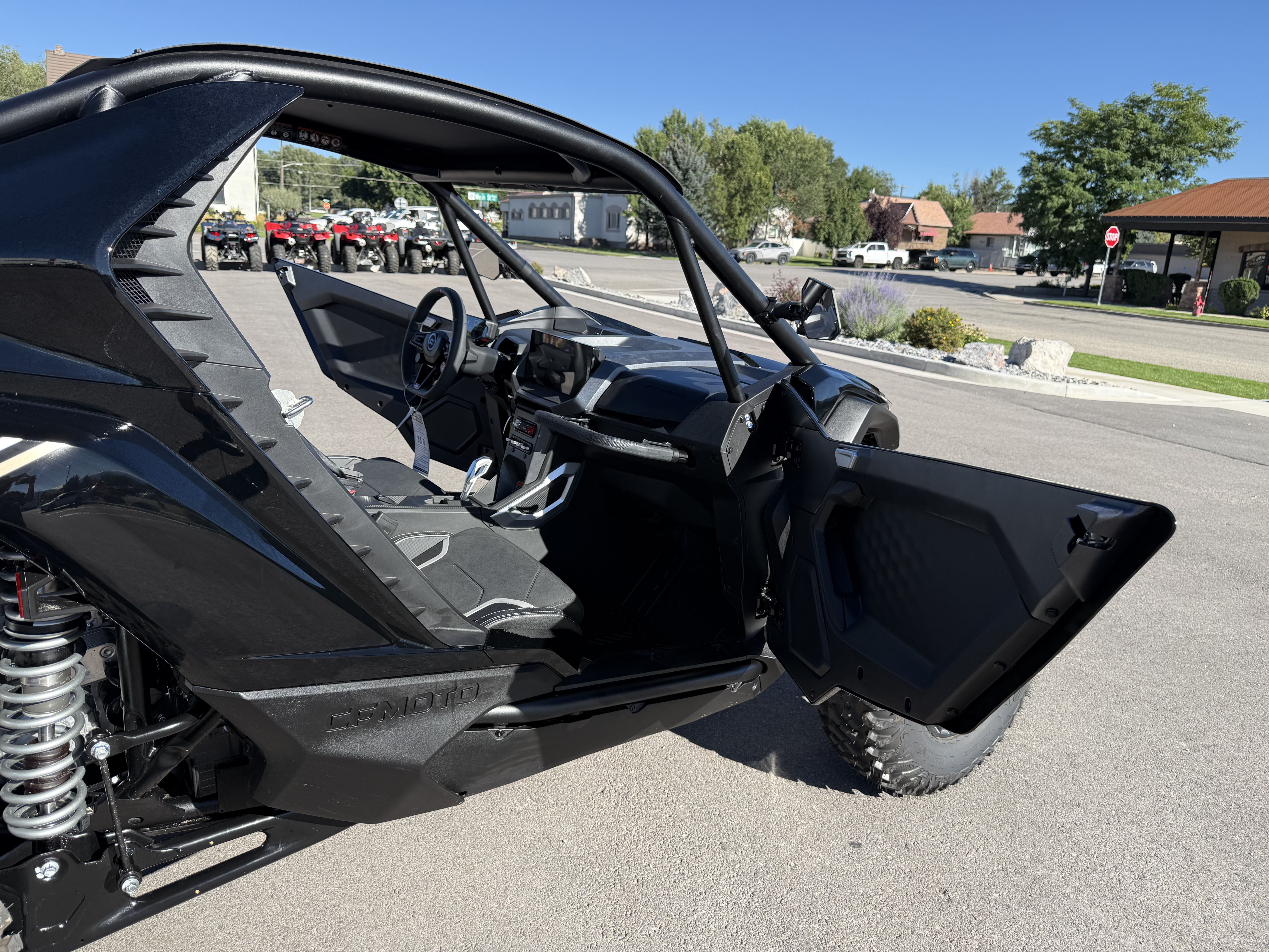 2027 CFMOTO ZFORCE Z10 UTV