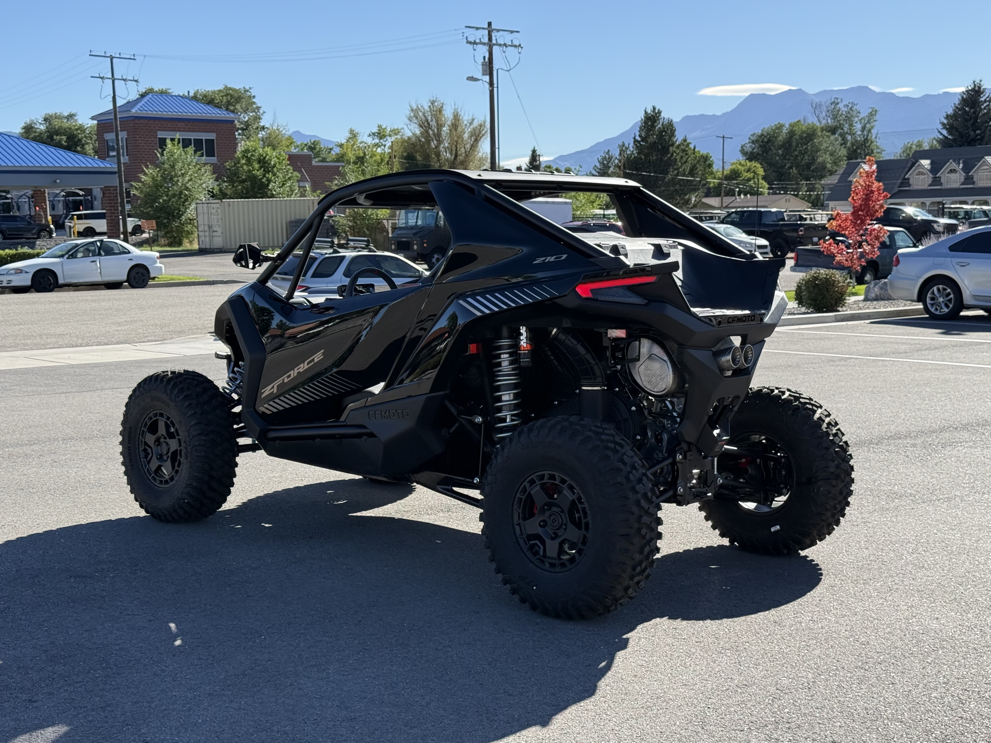 2027 CFMOTO ZFORCE Z10 UTV