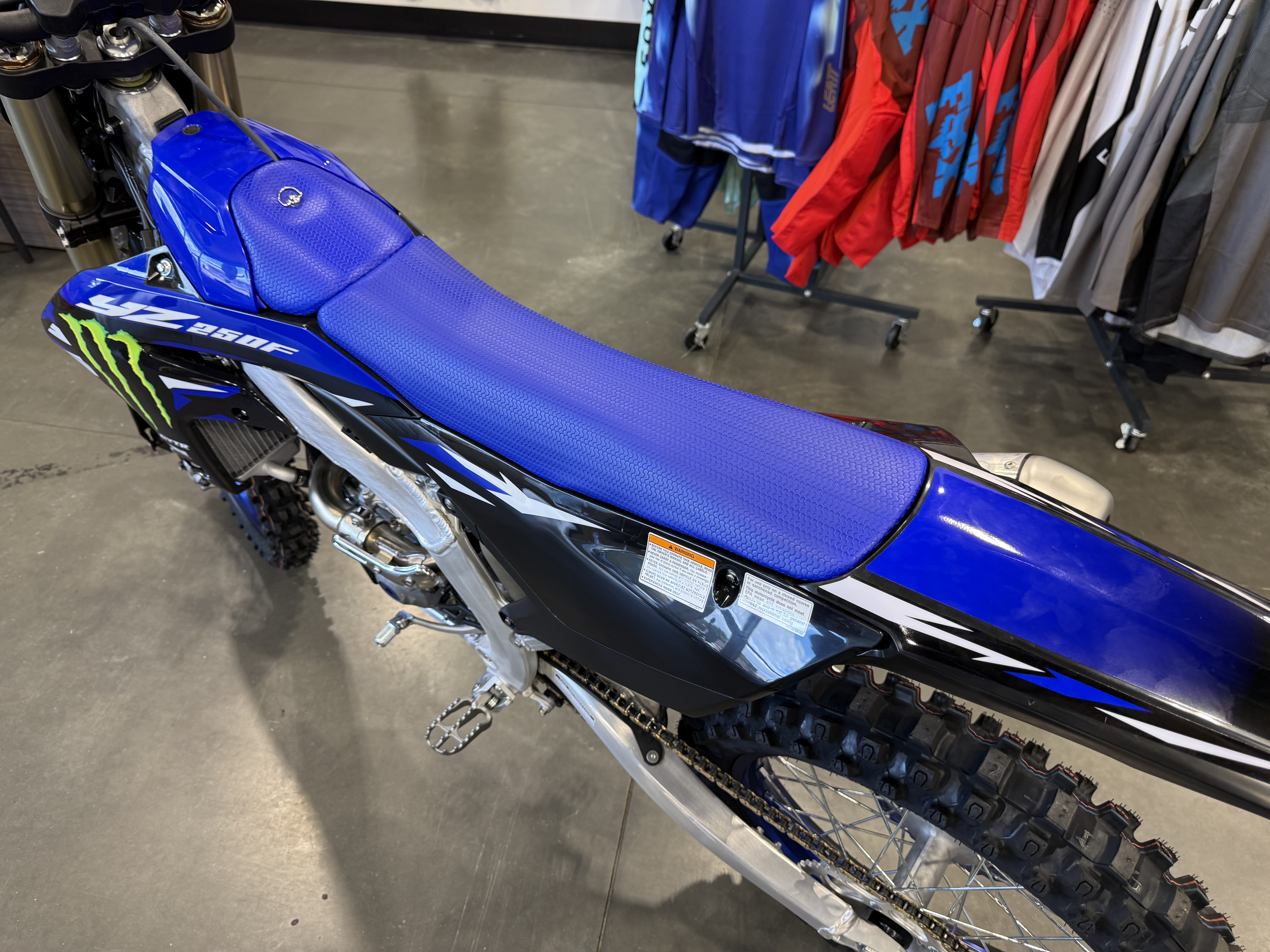 2027 YAMAHA YZ250F DIRT BIKE