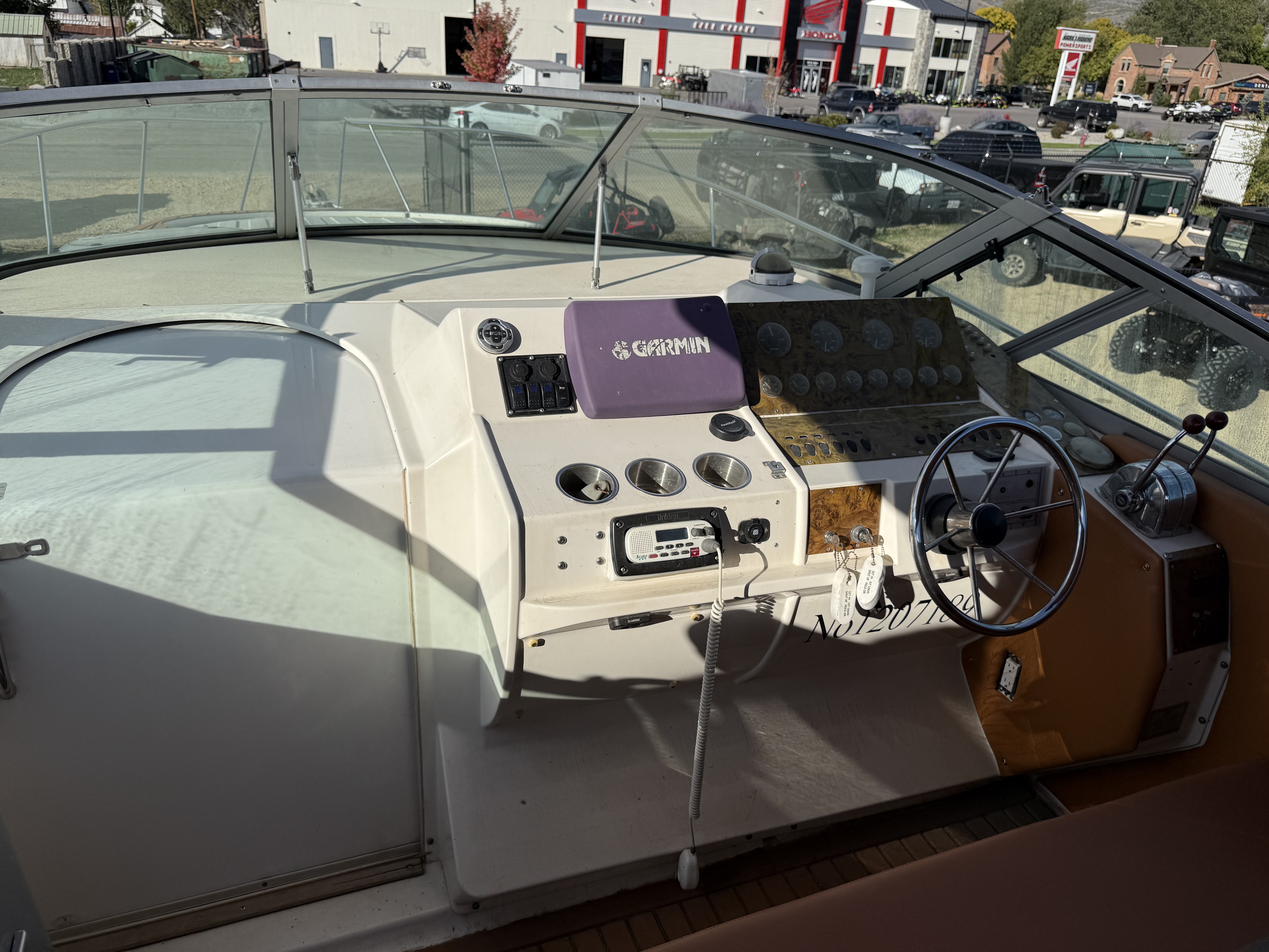 1994 CRUISER BOATS YACHTS 30701 WATERCRAFT