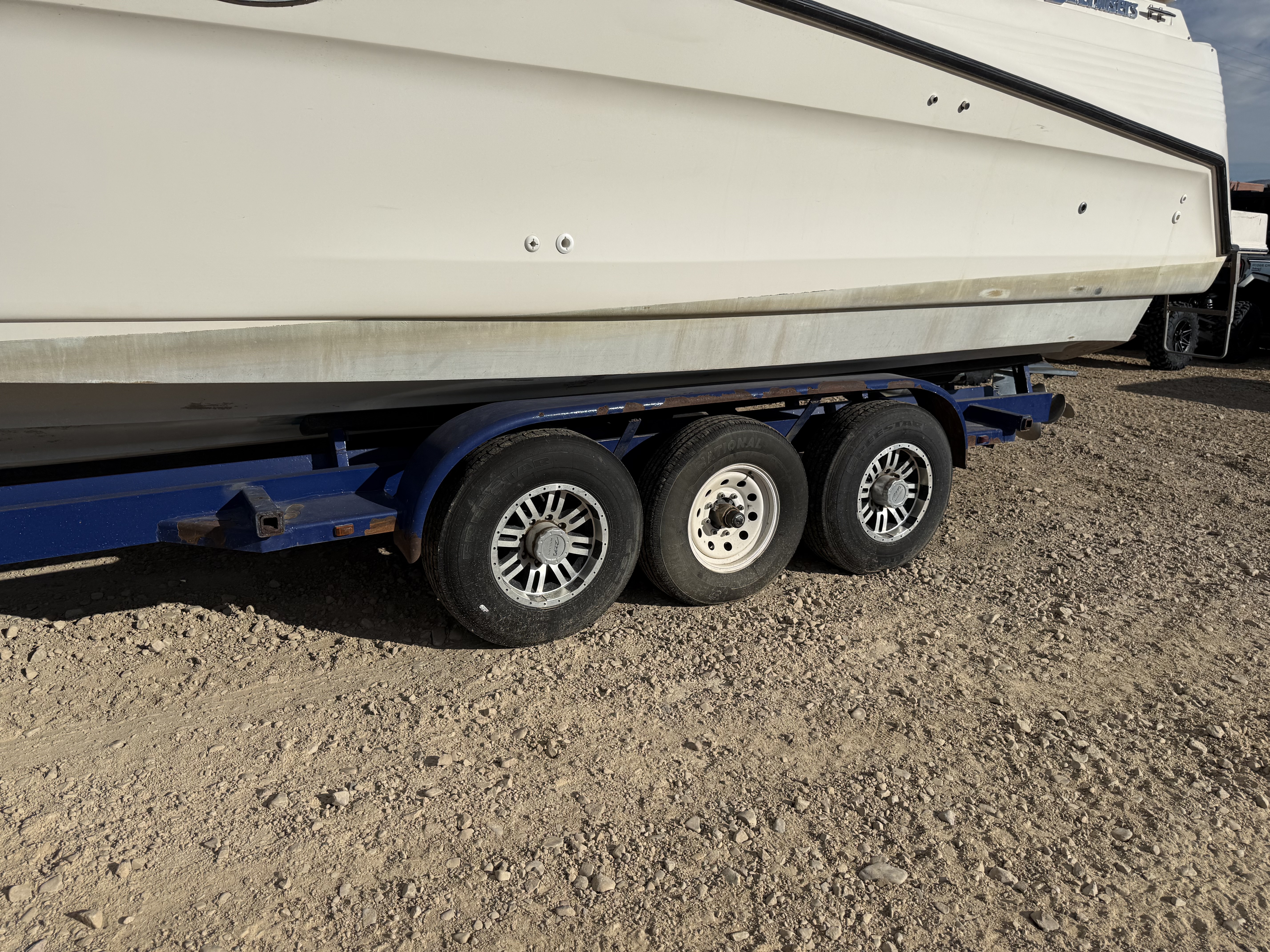 1994 CRUISER BOATS YACHTS 30701 WATERCRAFT
