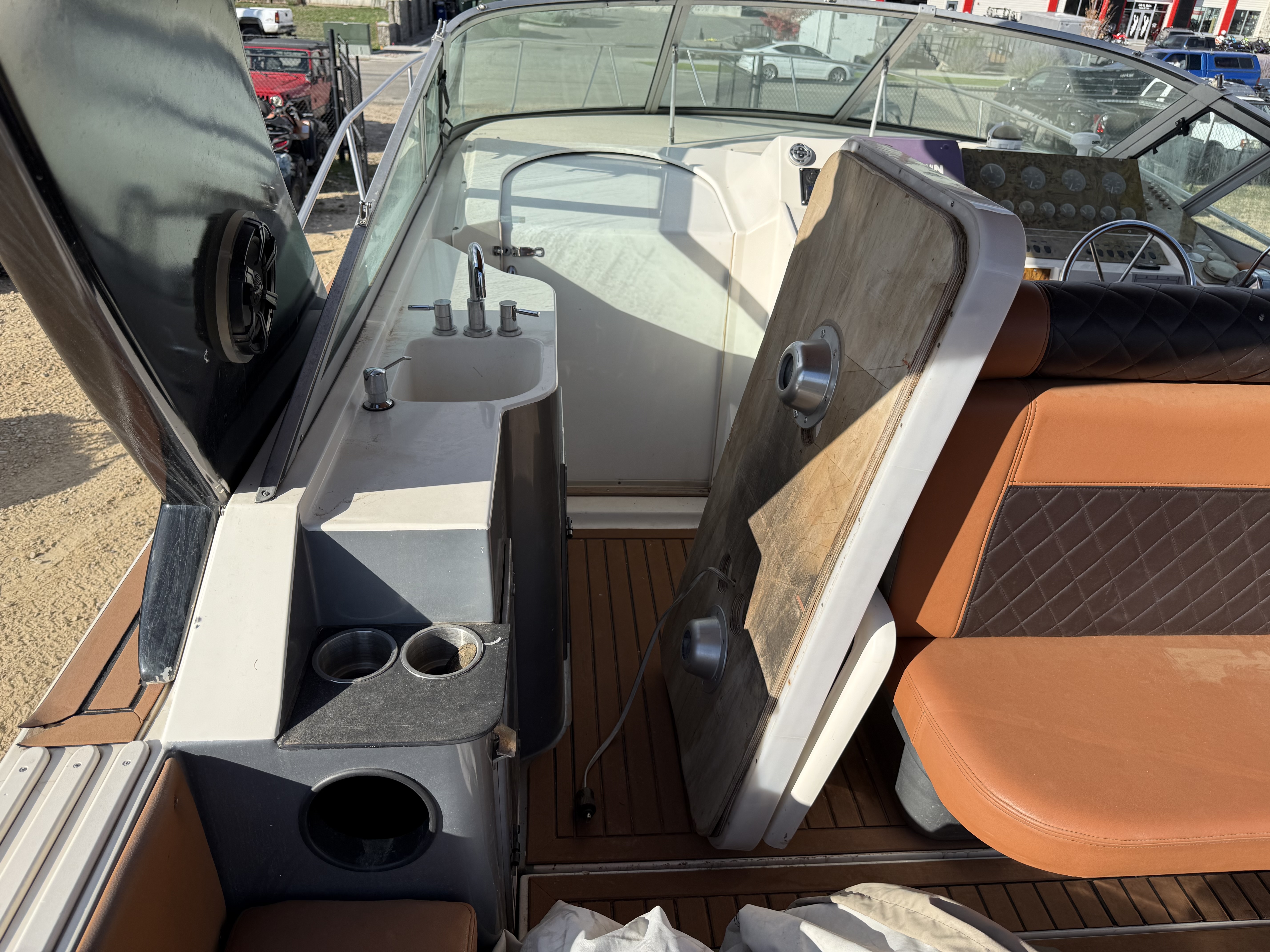 1994 CRUISER BOATS YACHTS 30701 WATERCRAFT