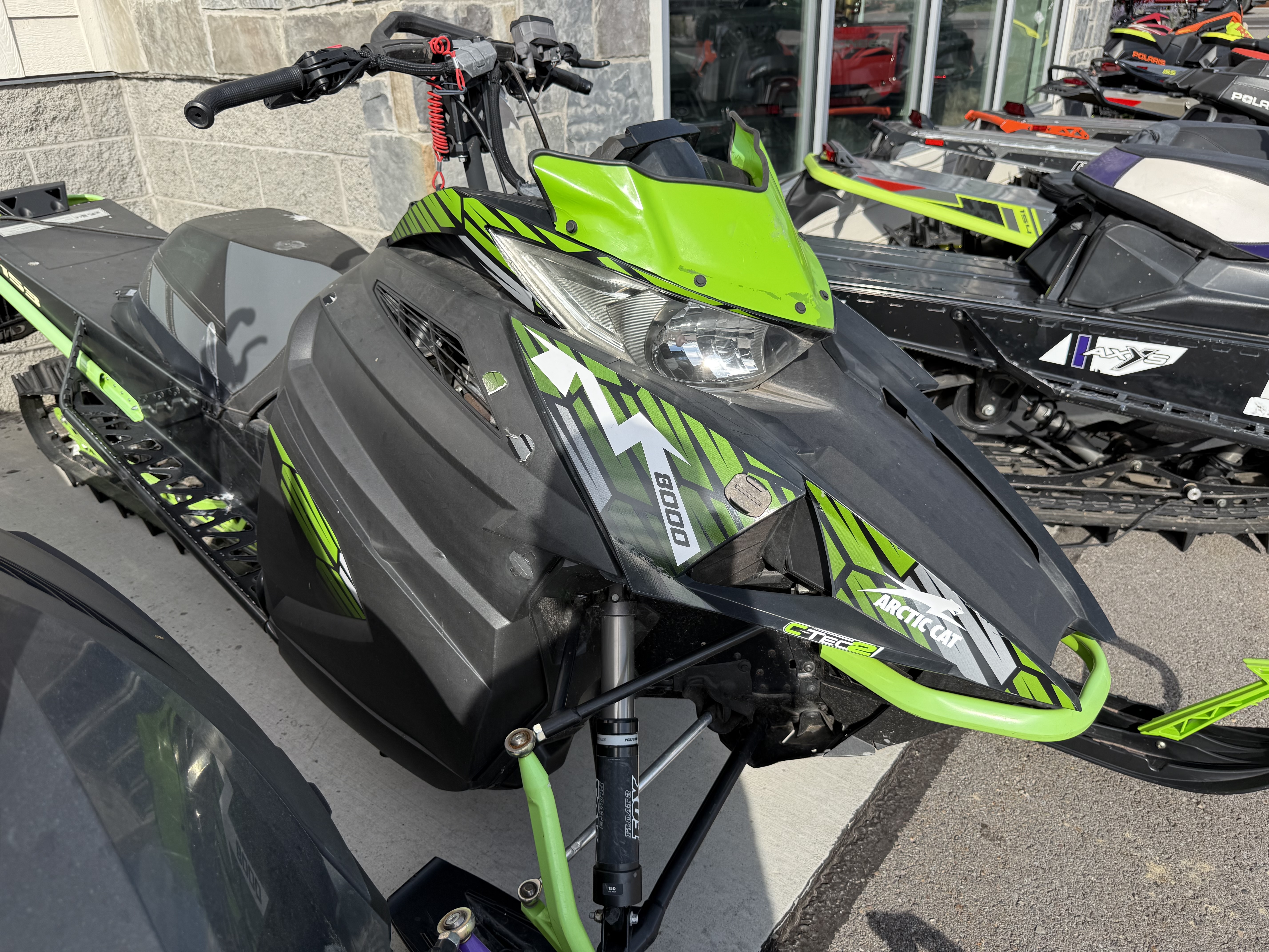 2019 ARCTIC CAT M 8000 Mountain Cat SNOWMOBILE