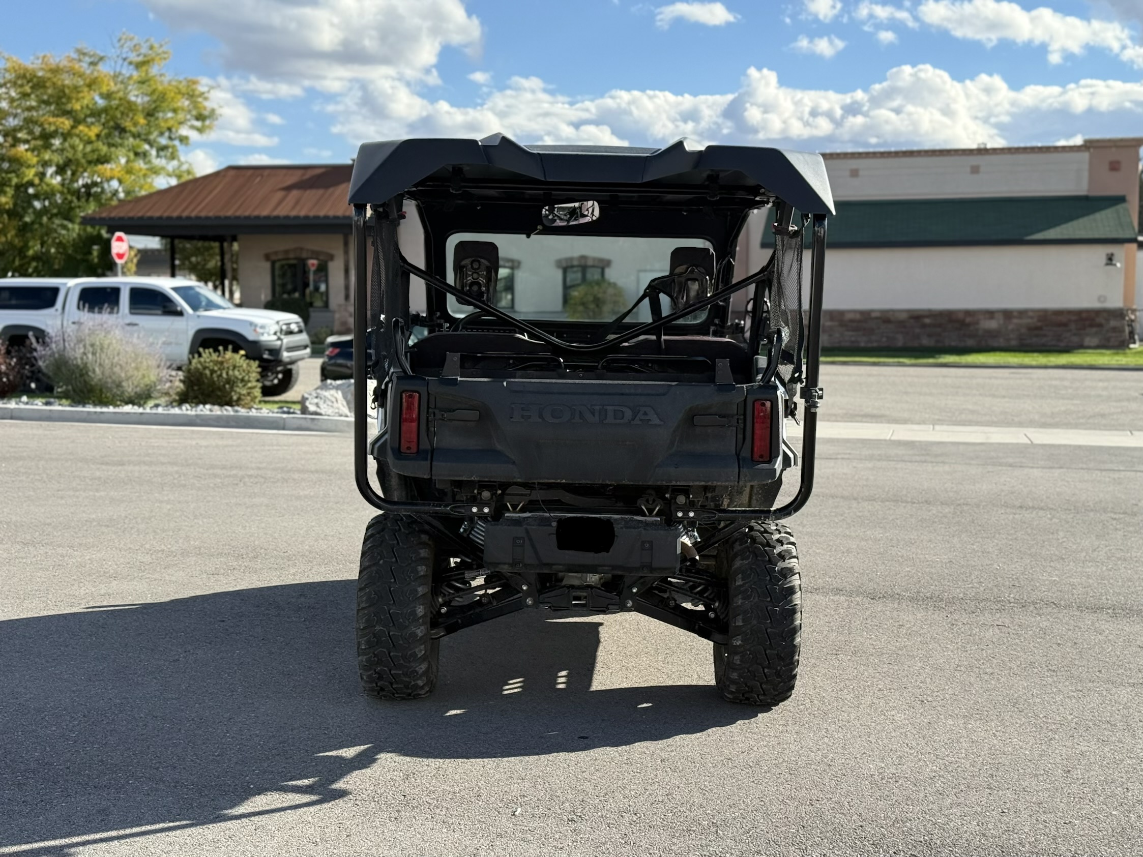 2023 HONDA PIONEER 1000-5 TRAIL UTV