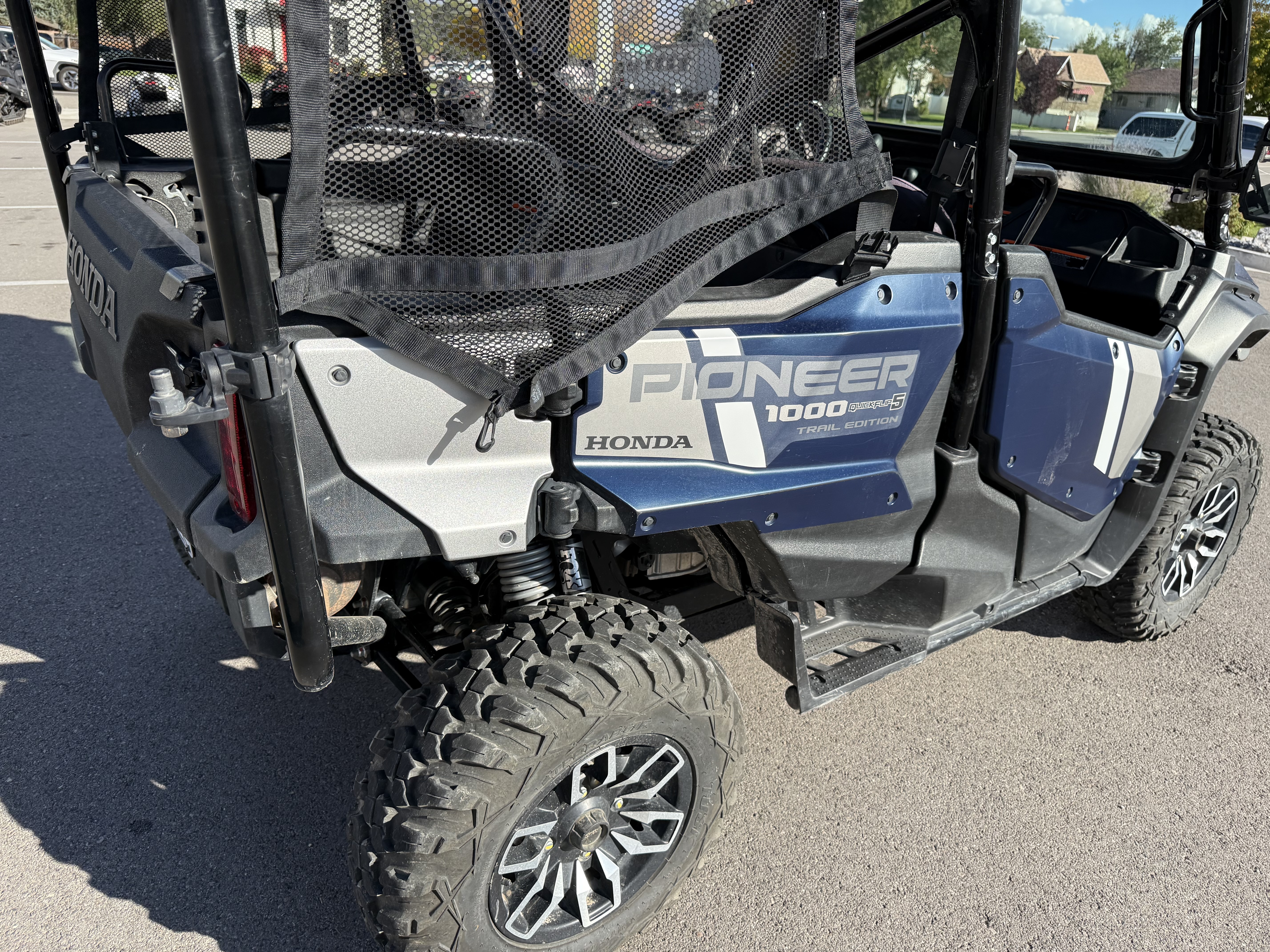 2023 HONDA PIONEER 1000-5 TRAIL UTV