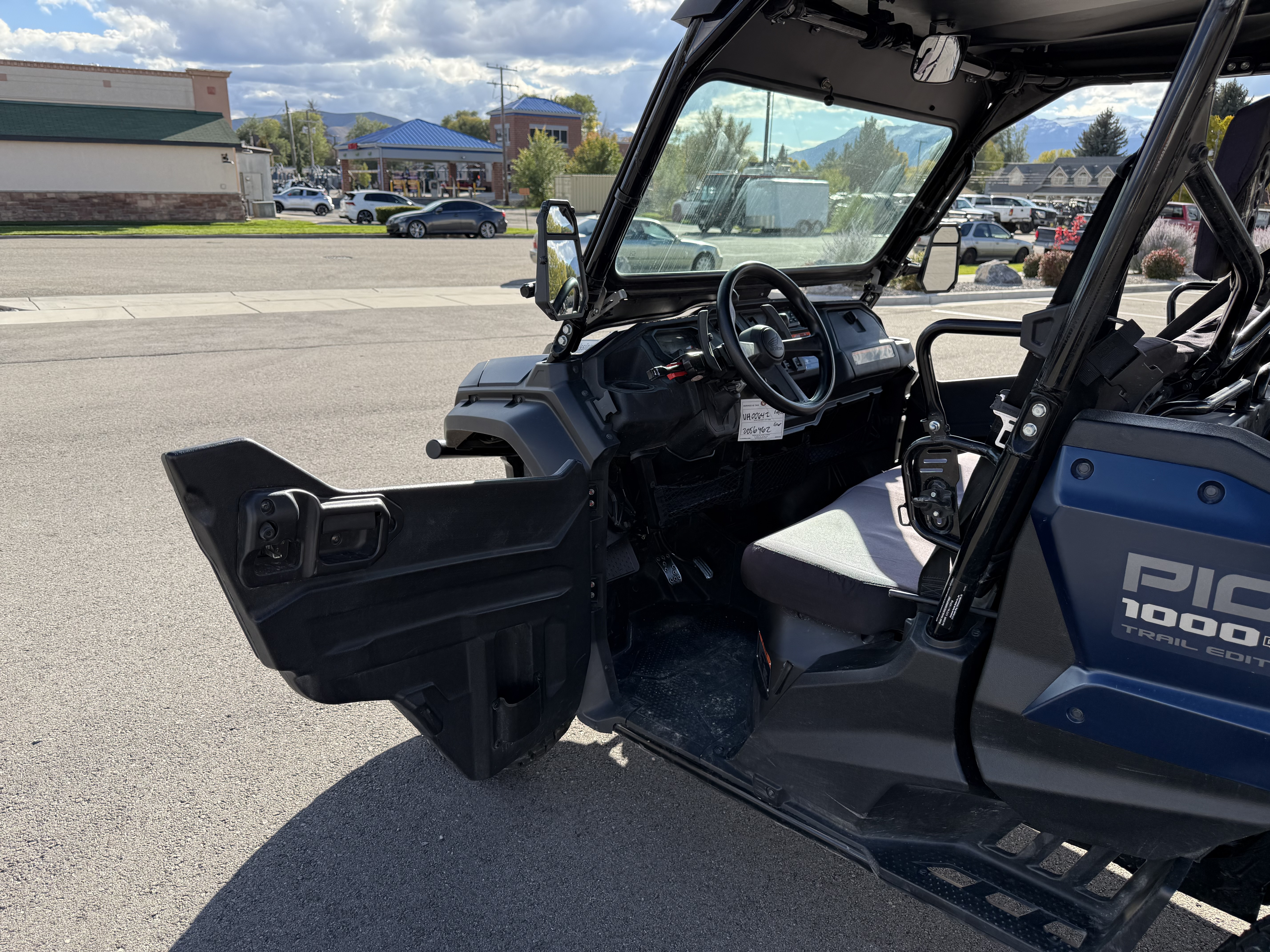 2023 HONDA PIONEER 1000-5 TRAIL UTV