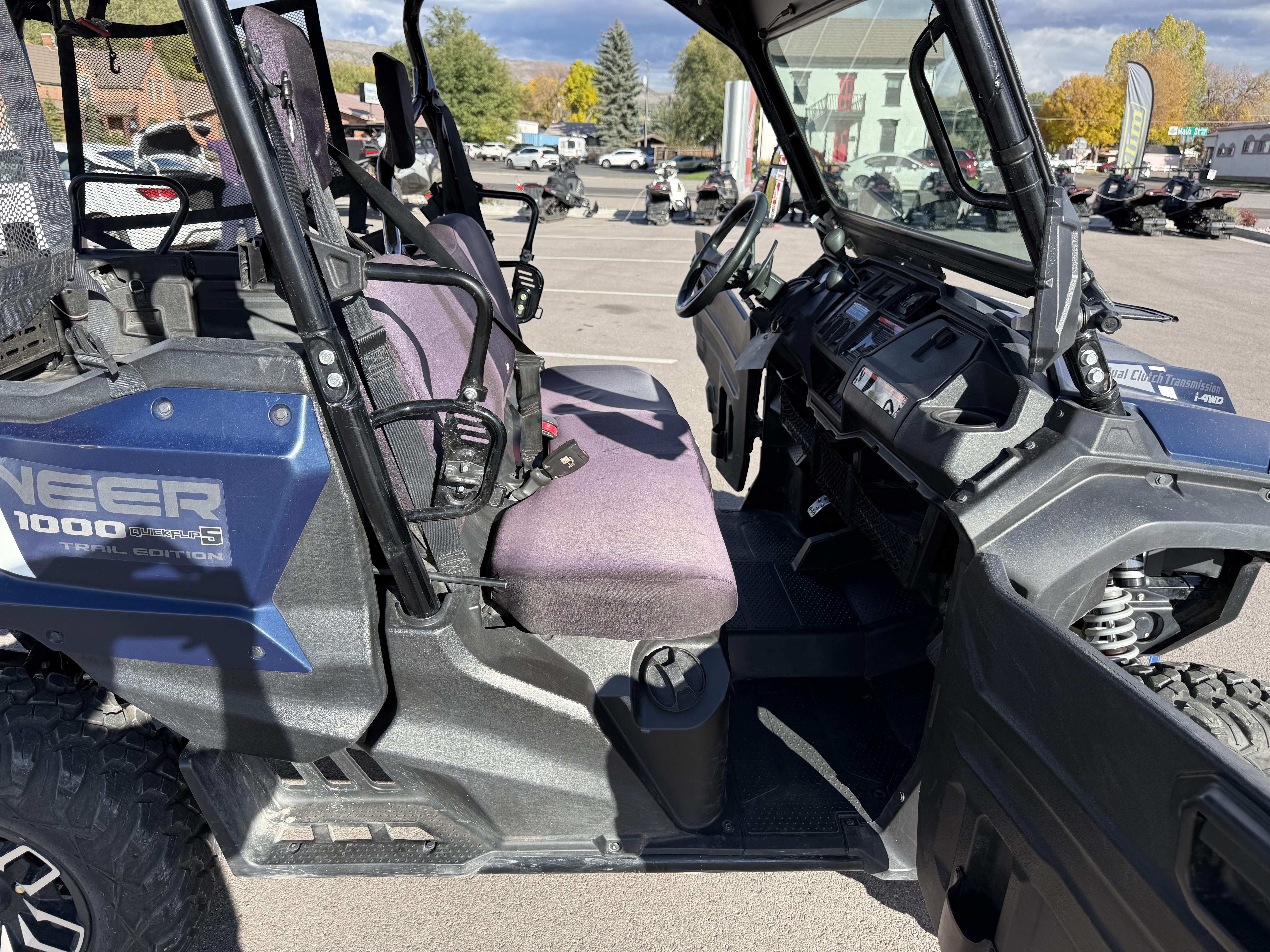 2023 HONDA PIONEER 1000-5 TRAIL UTV