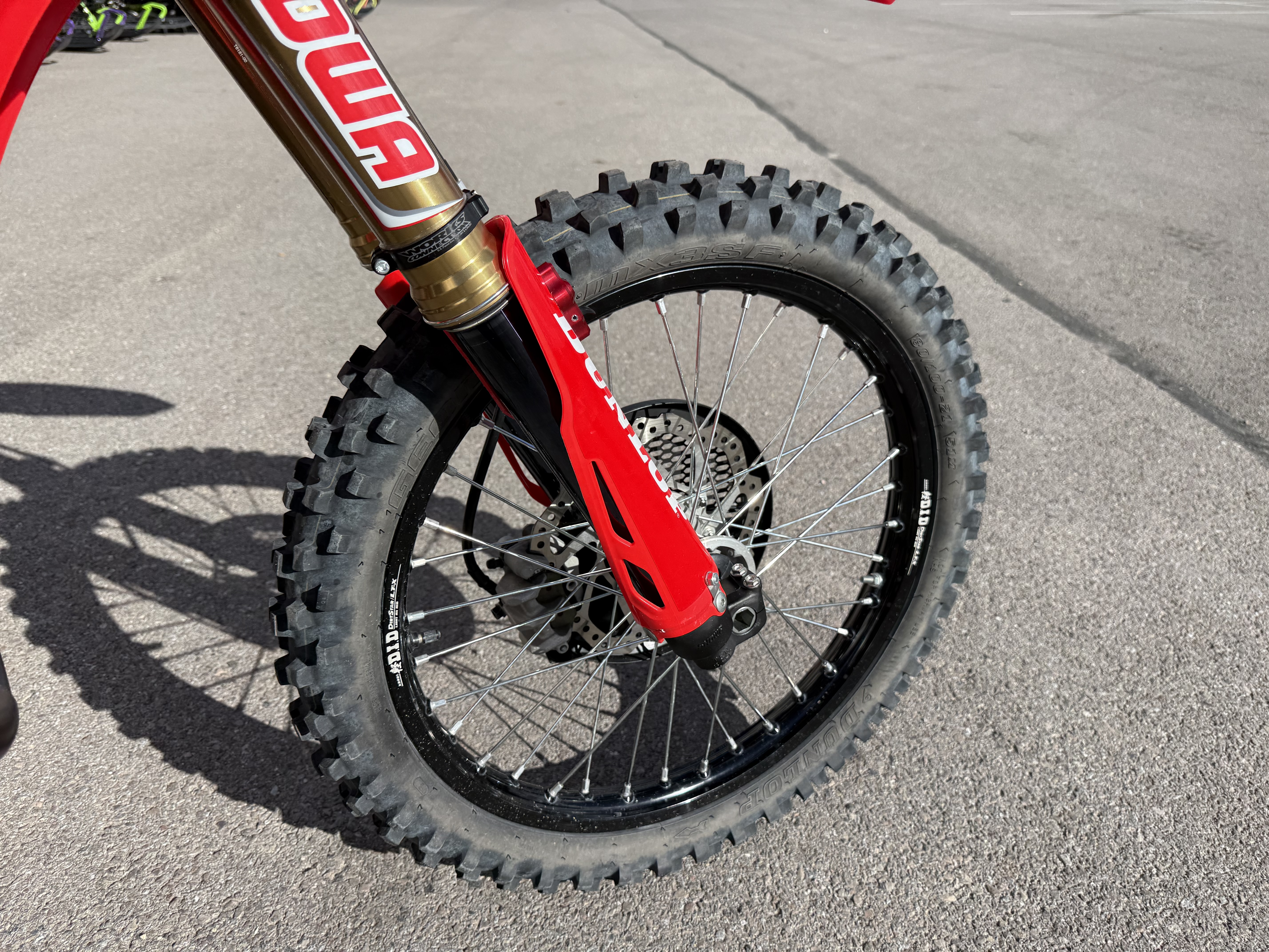 2026 HONDA CRF250RWE DIRT BIKE